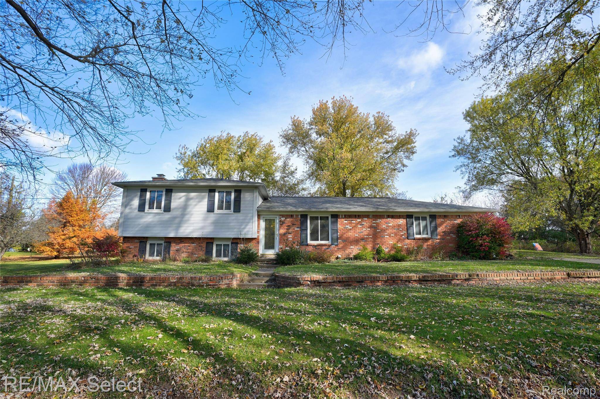 Holly, MI 48442,550 W Rose Center RD