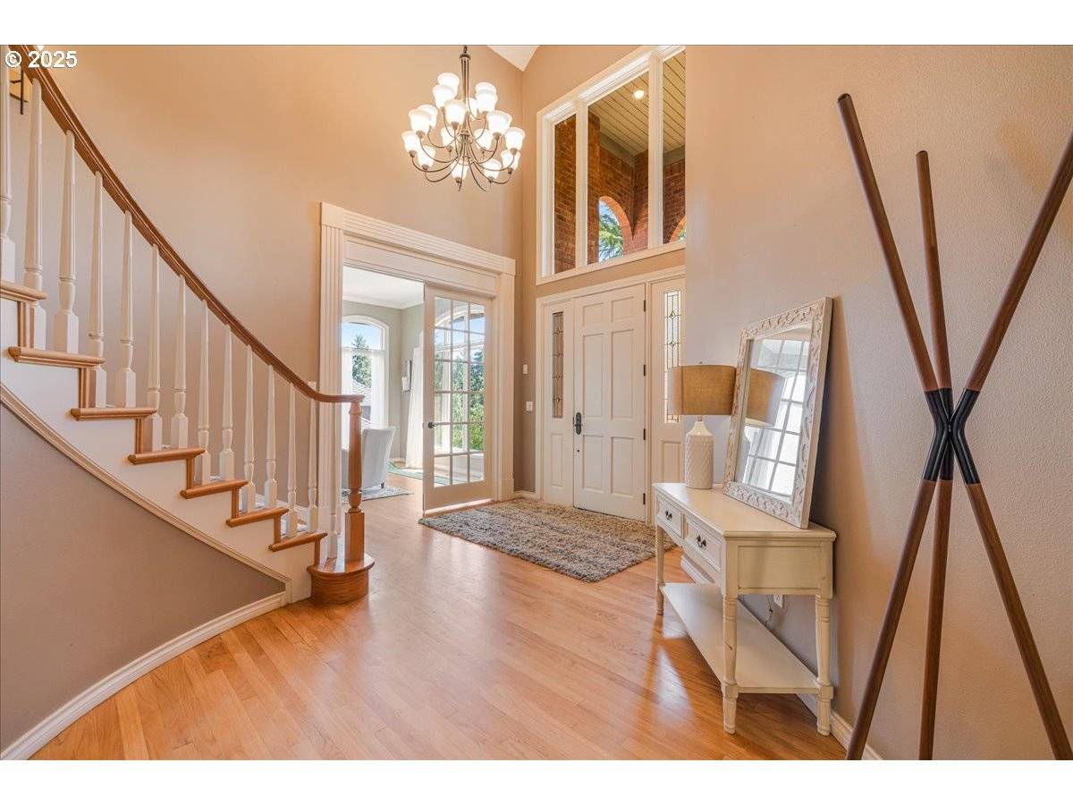 West Linn, OR 97068,2167 MARYLWOOD CT