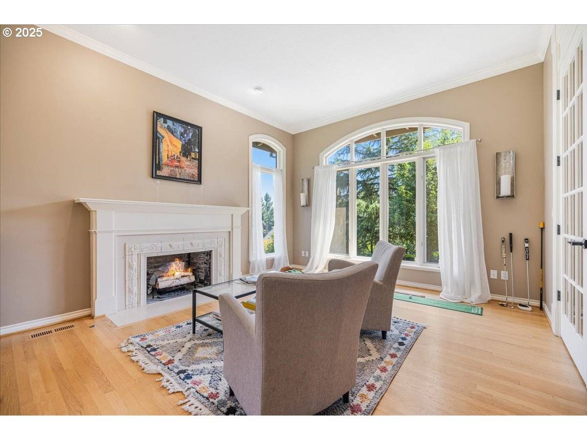 West Linn, OR 97068,2167 MARYLWOOD CT