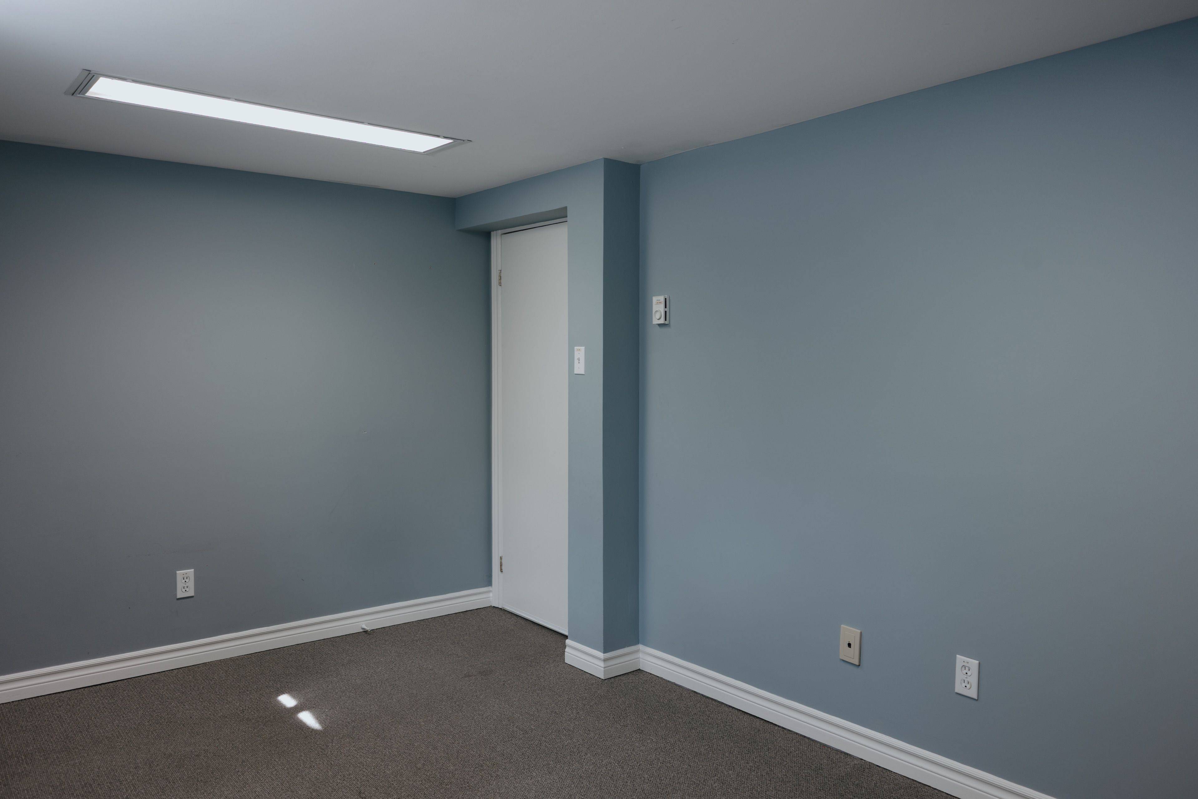 Toronto C11, ON M4G 3A6,1395 Bayview AVE #LL3