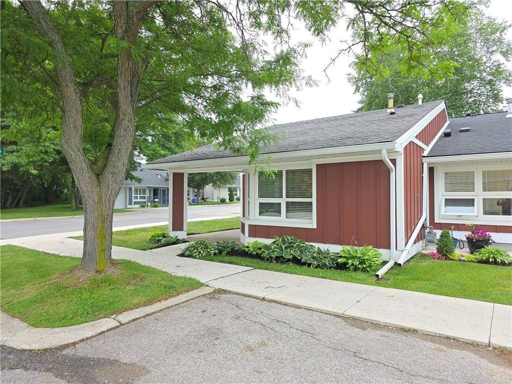 Hamilton, ON L9B 1T8,1 Szollosy CIR