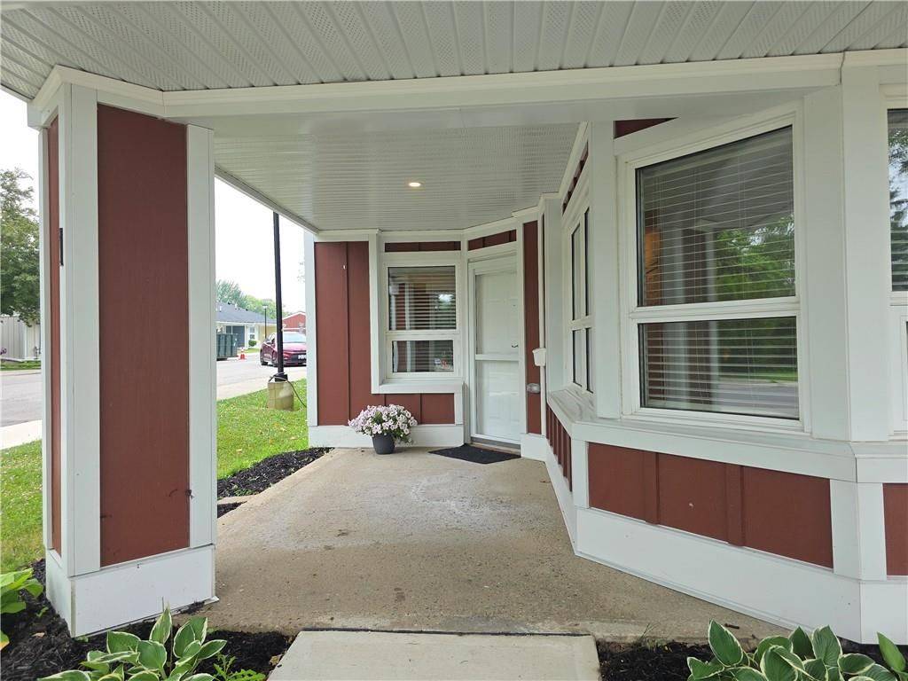 Hamilton, ON L9B 1T8,1 Szollosy CIR