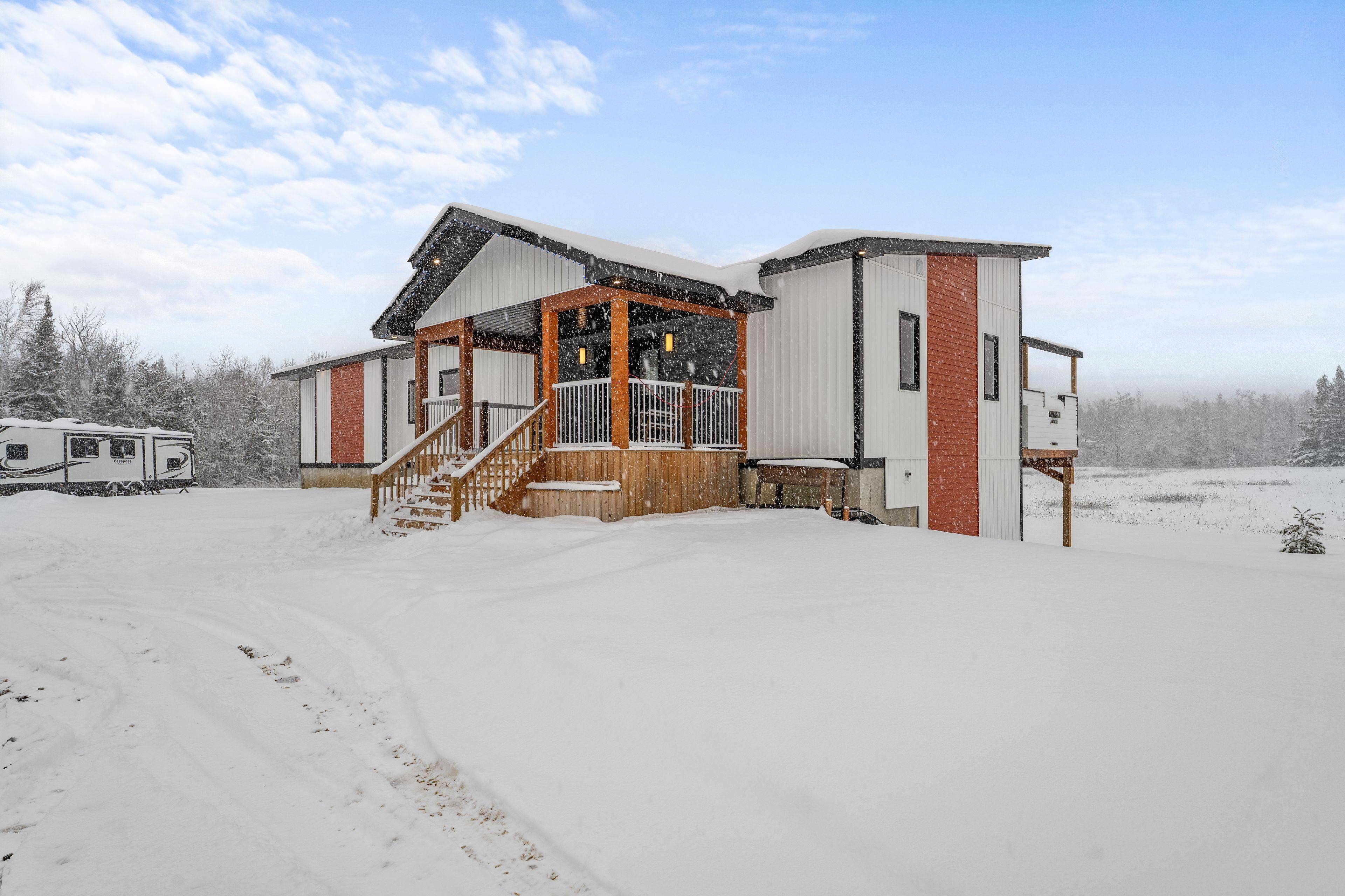 Kawartha Lakes, ON K0M 1N0,1062 Northline RD