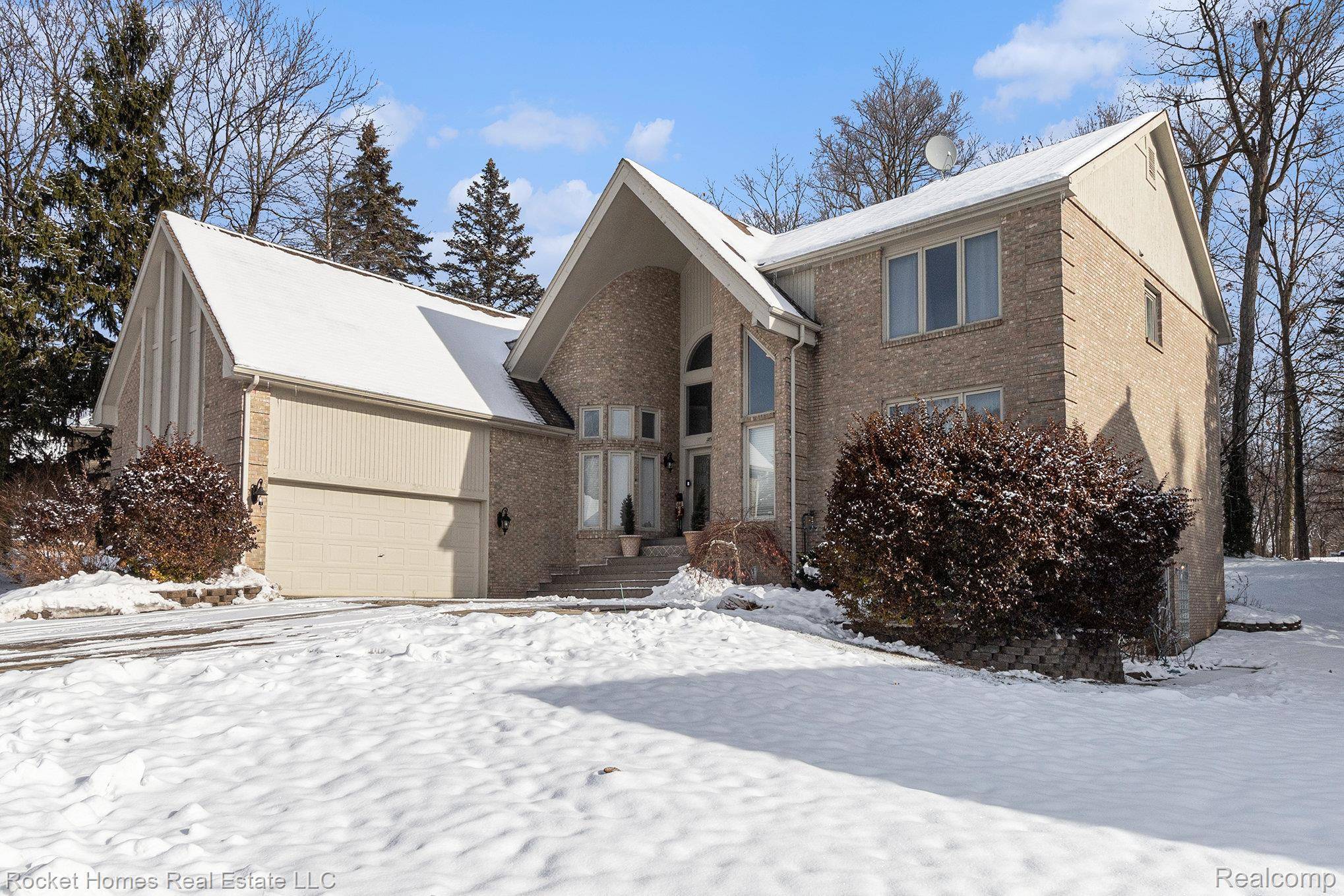 Farmington Hills, MI 48331,28909 Hidden TRL