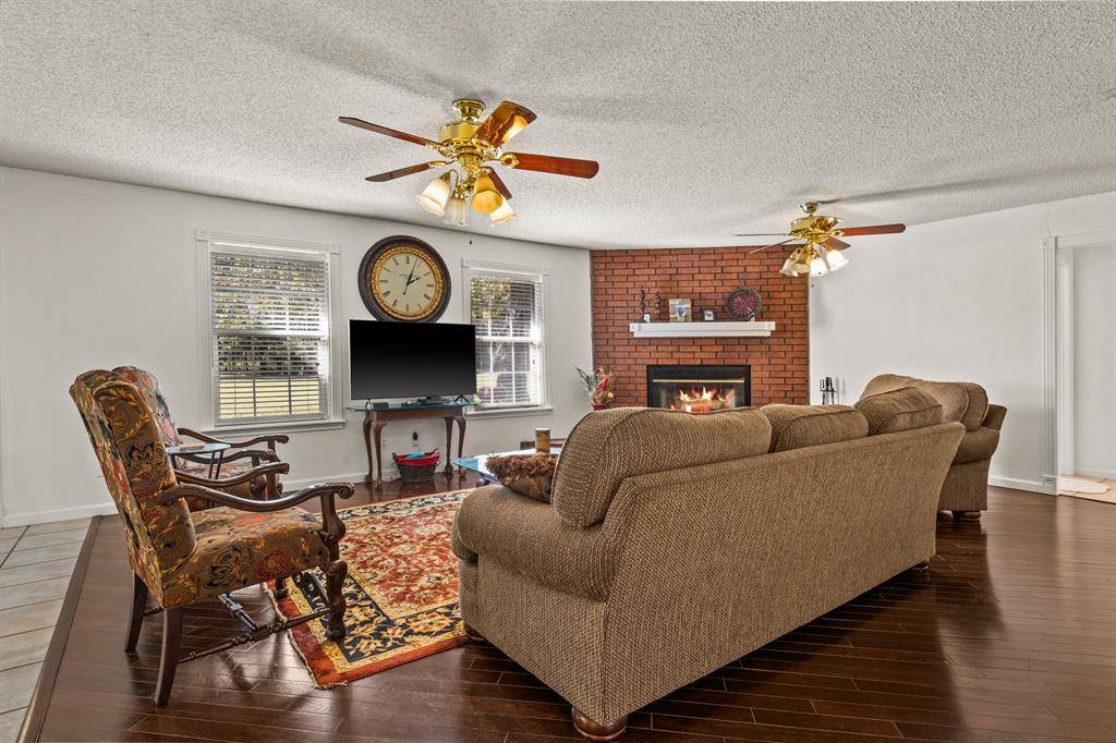 Omaha, TX 75571,1227 County Road 3327