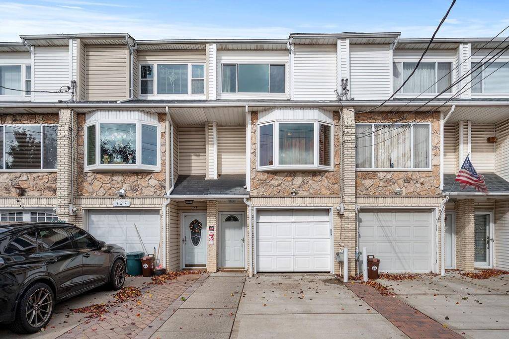 Staten Island, NY 10309,125 Wirt AVE