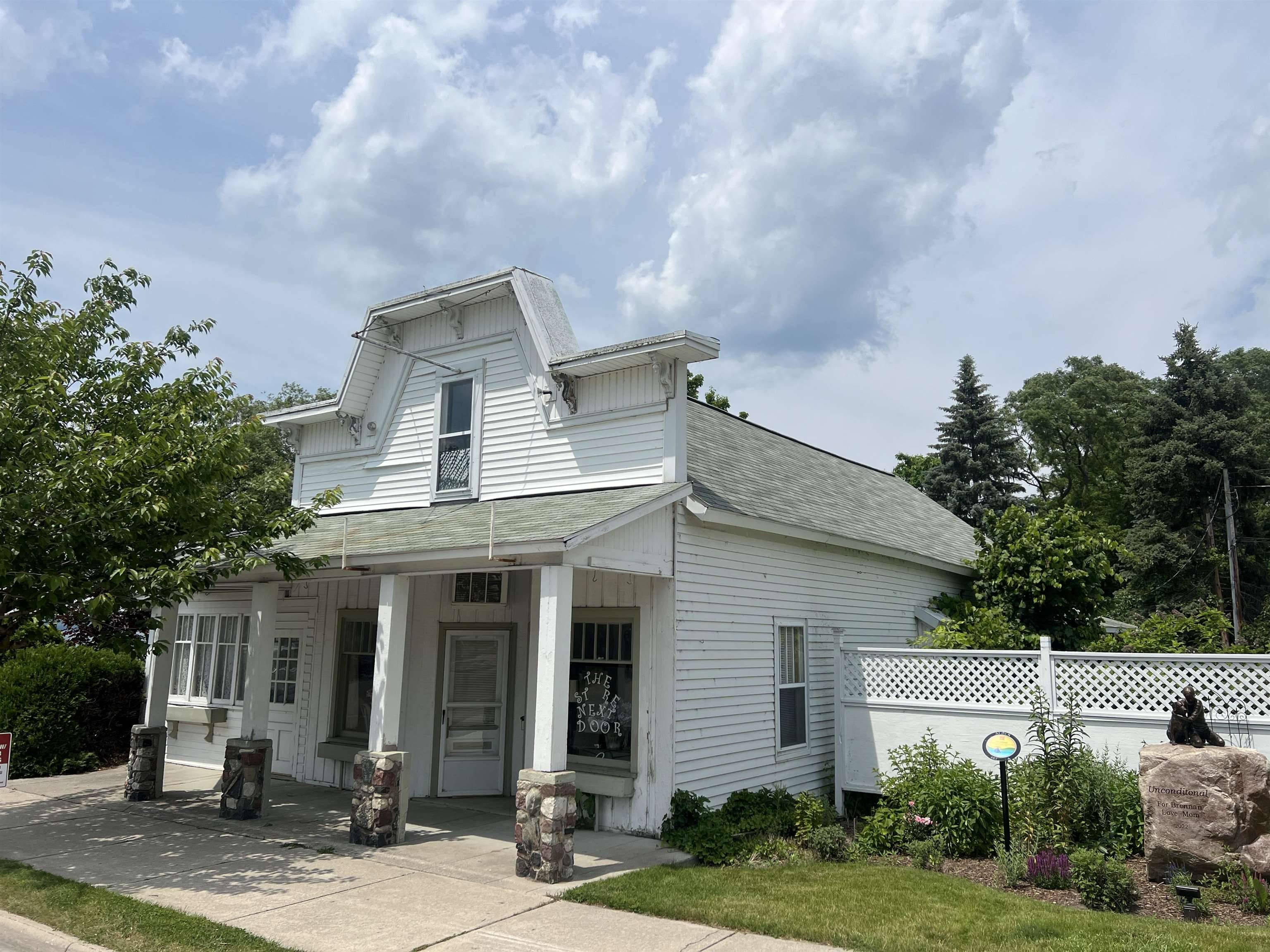 Alden, MI 49612,9160 Helena RD