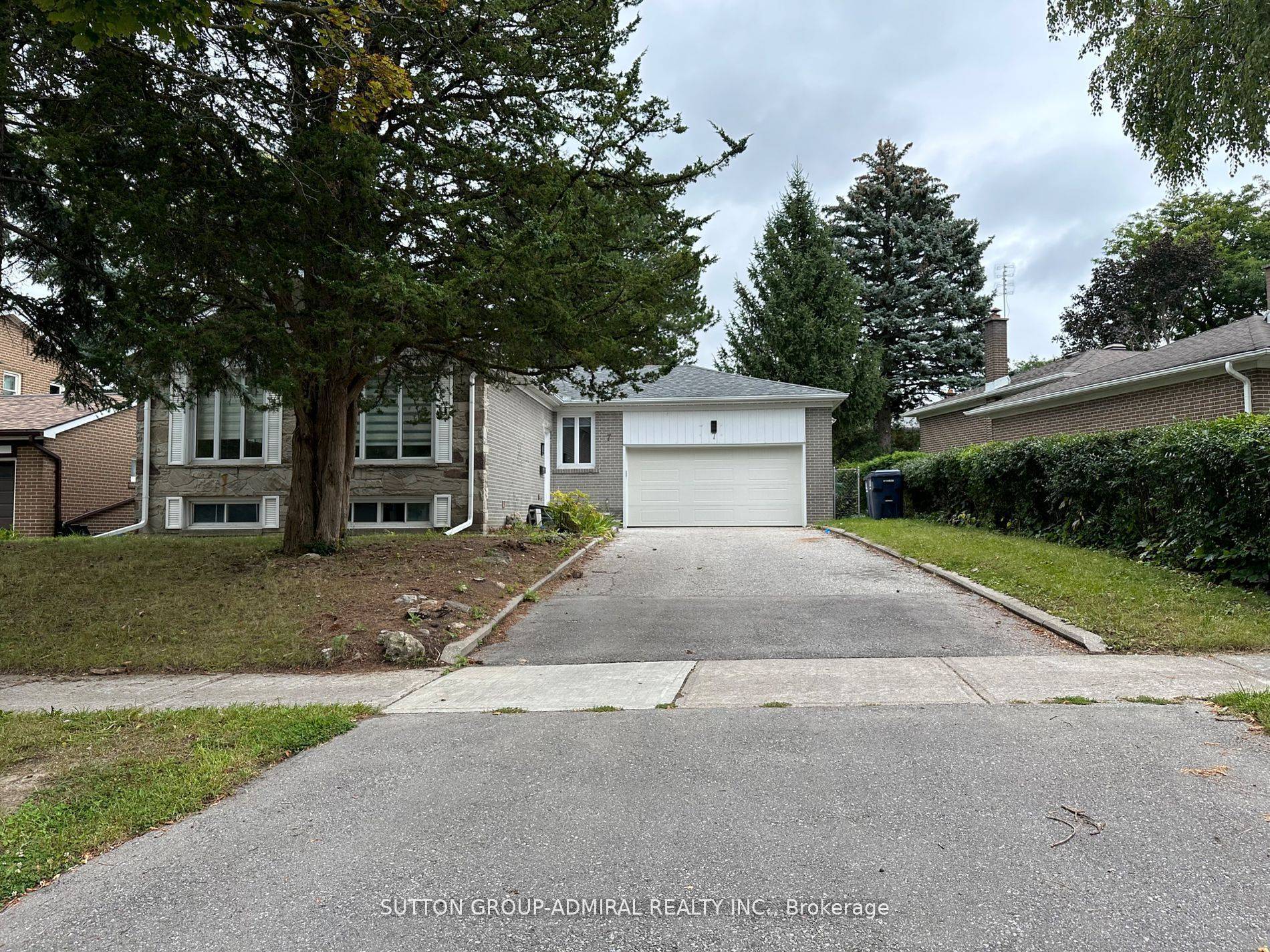 Toronto C15, ON M2H 1N3,7 Resolution CRES #Main Floor