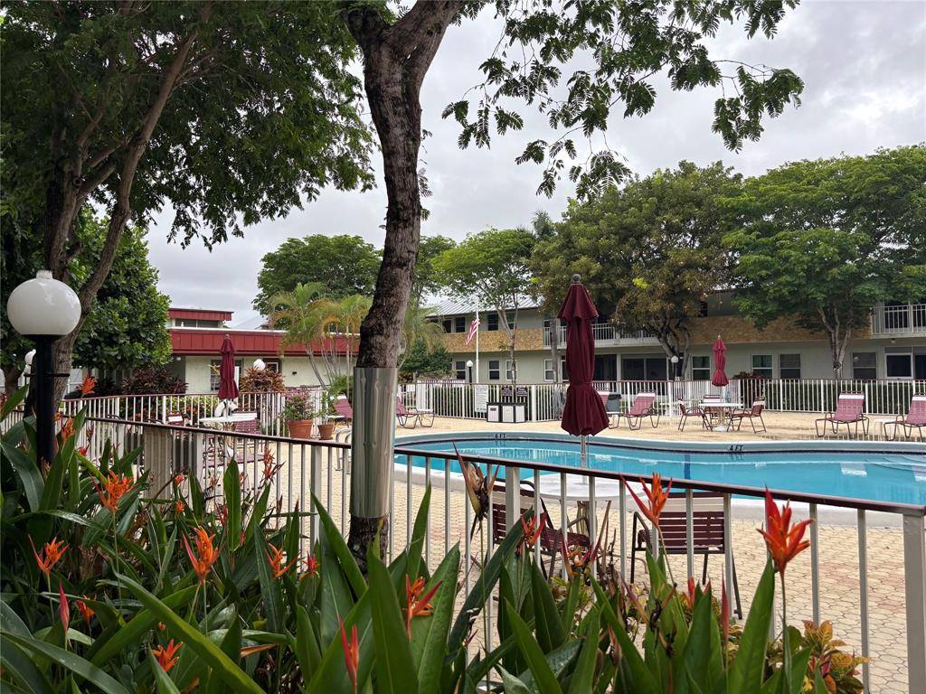 Deerfield Beach, FL 33441,860 SE 6th Ave #303