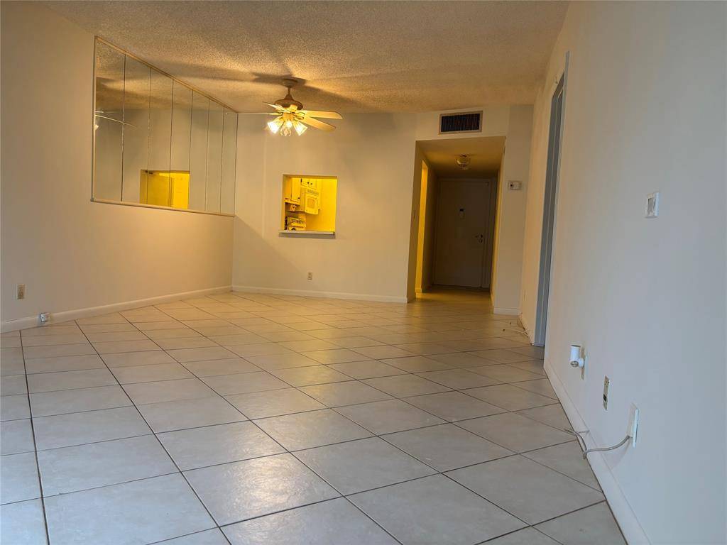 Deerfield Beach, FL 33441,860 SE 6th Ave #303