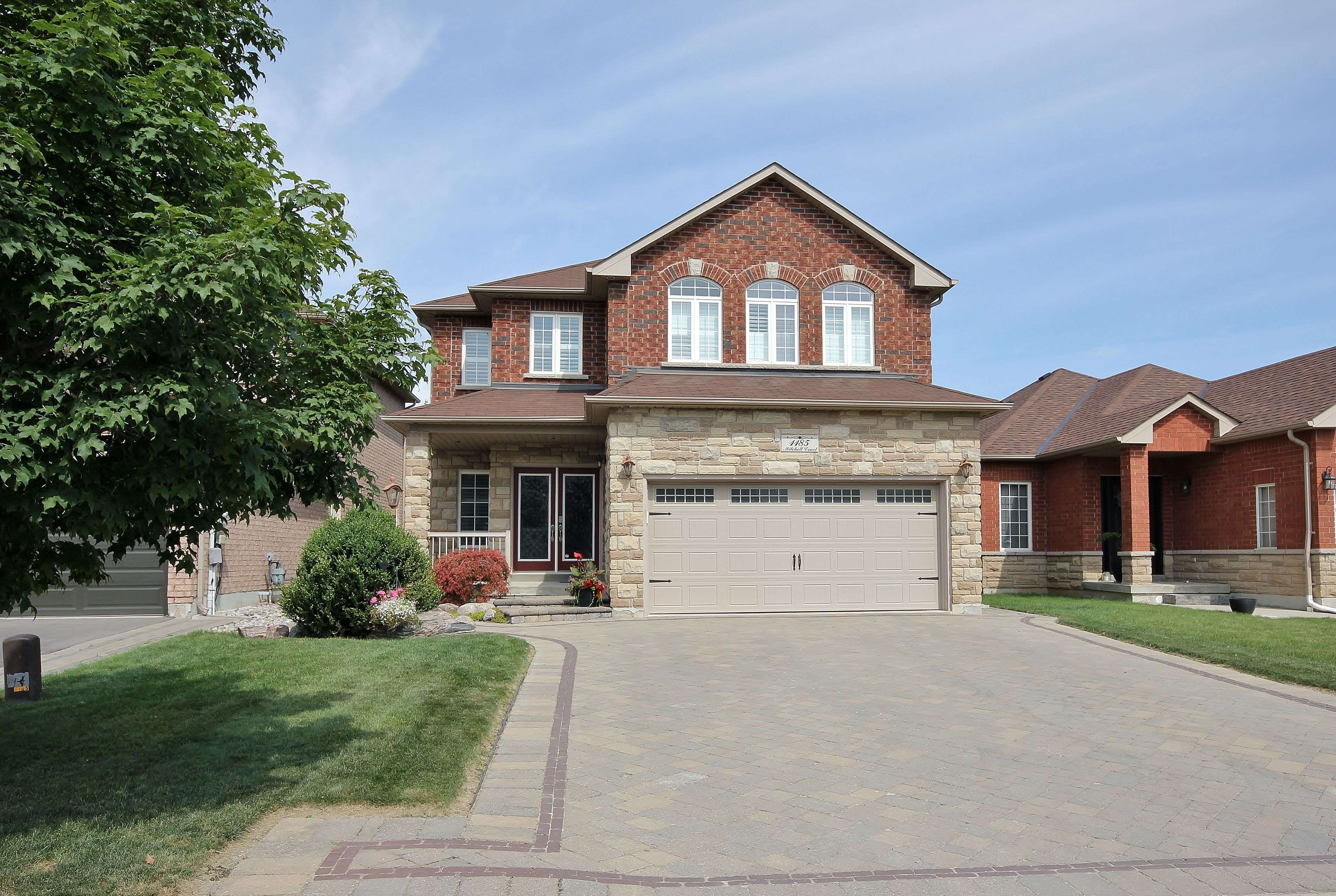 Innisfil, ON L9S 5A5,1185 Mitchell CT