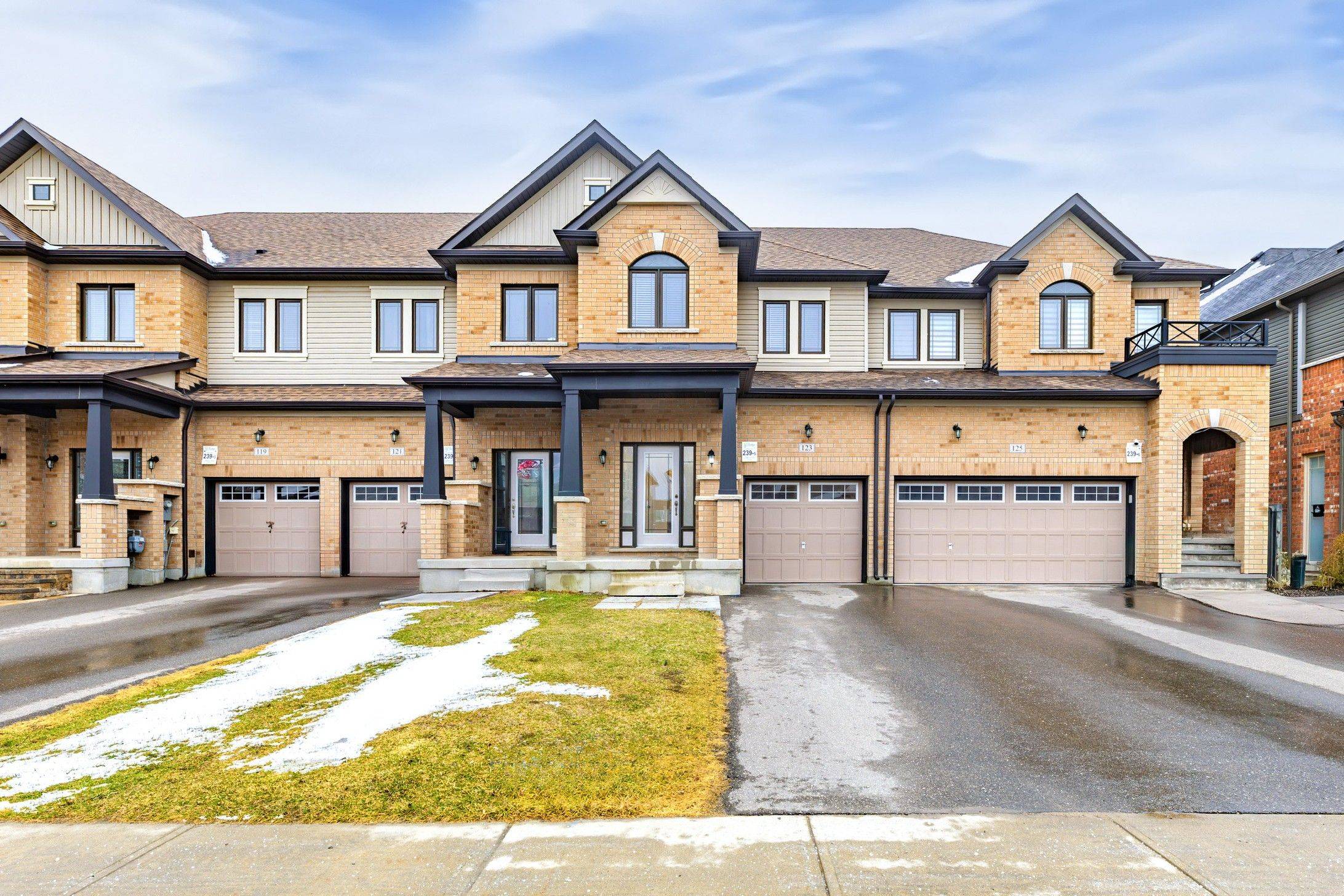 New Tecumseth, ON L9R 0T5,123 Arnold CRES