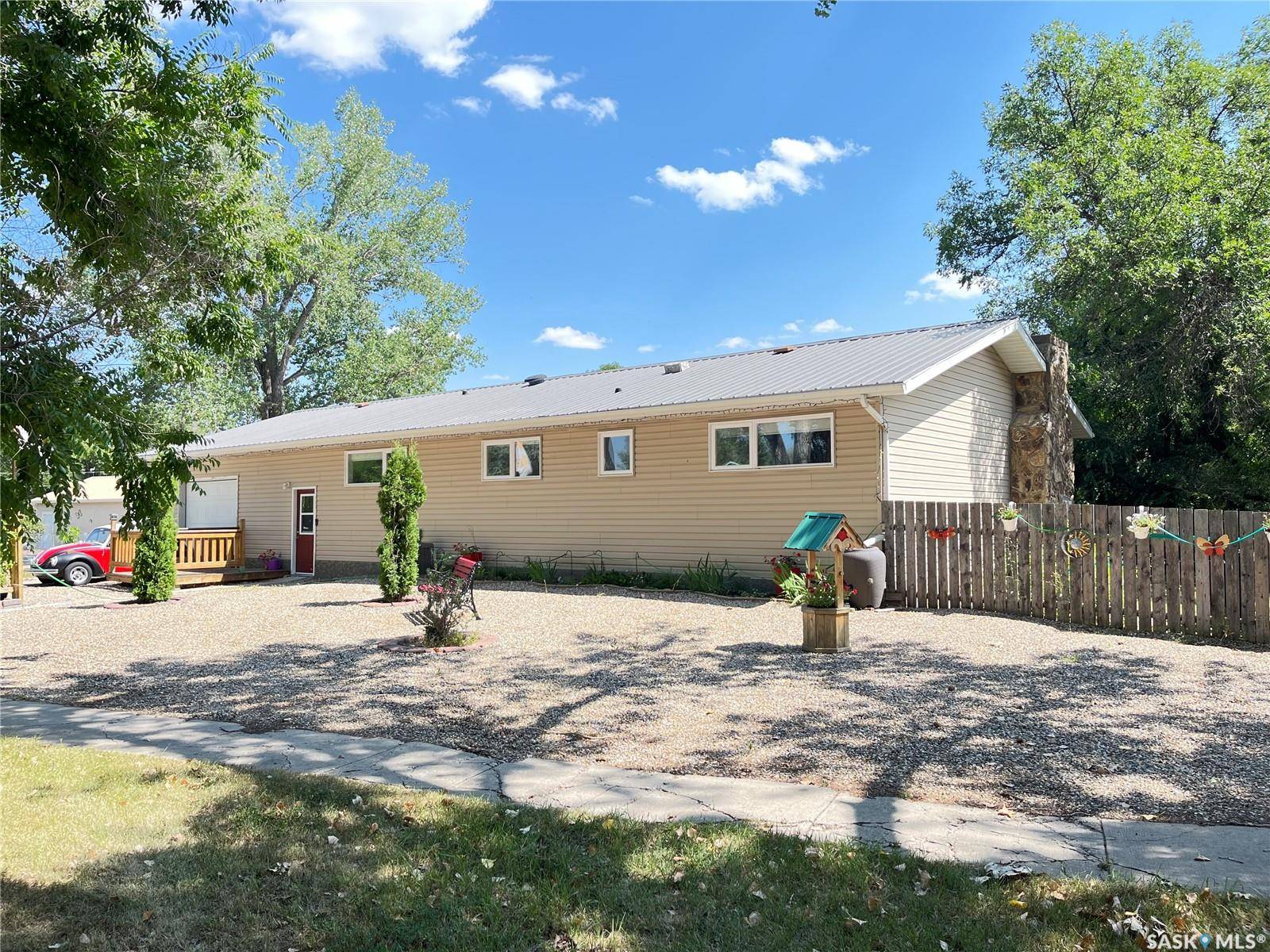 Maple Creek, SK S0N 1N0,202 Hood STREET