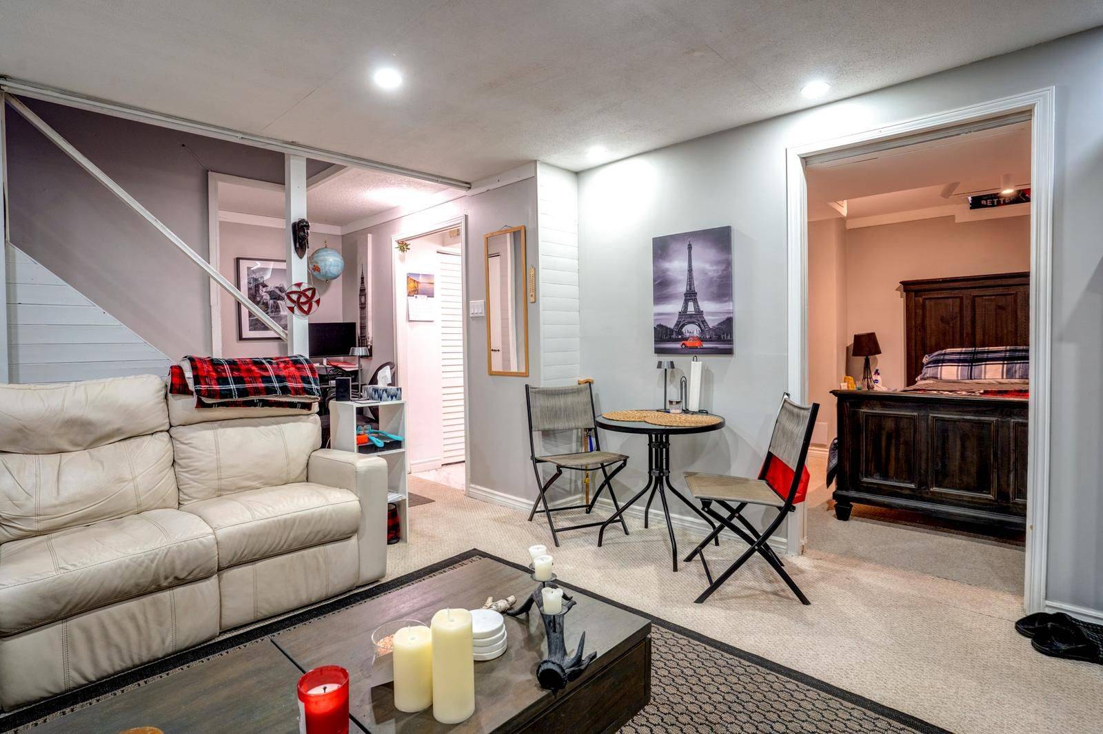 Brampton, ON L6S 3L4,48 Lawndale CRES #Lower