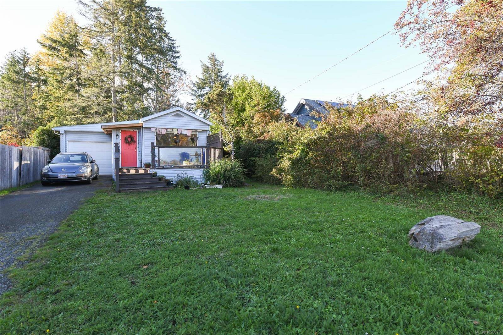 Union Bay, BC V0R 3B0,5557 Horne St