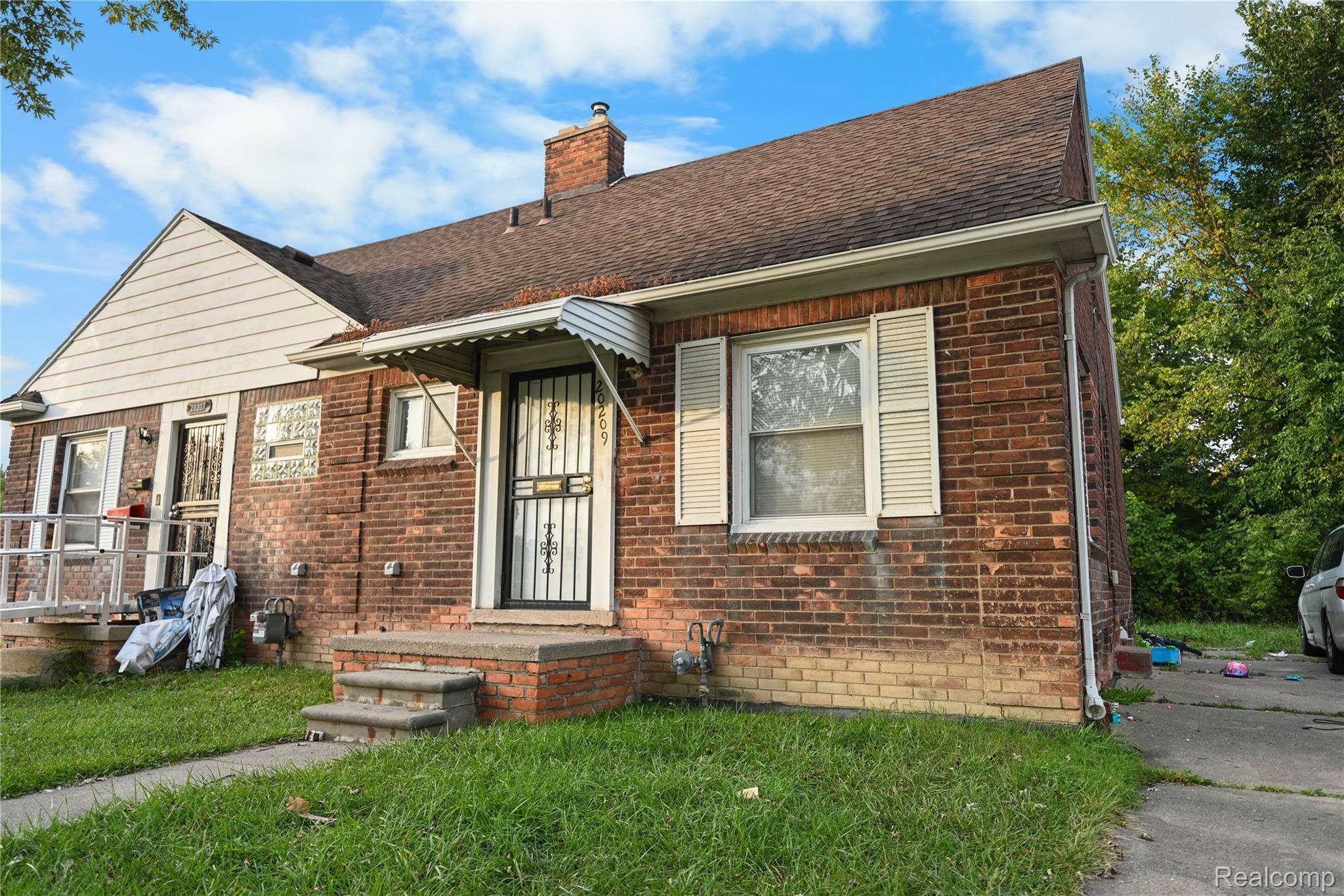 Detroit, MI 48224,20209 Moross RD