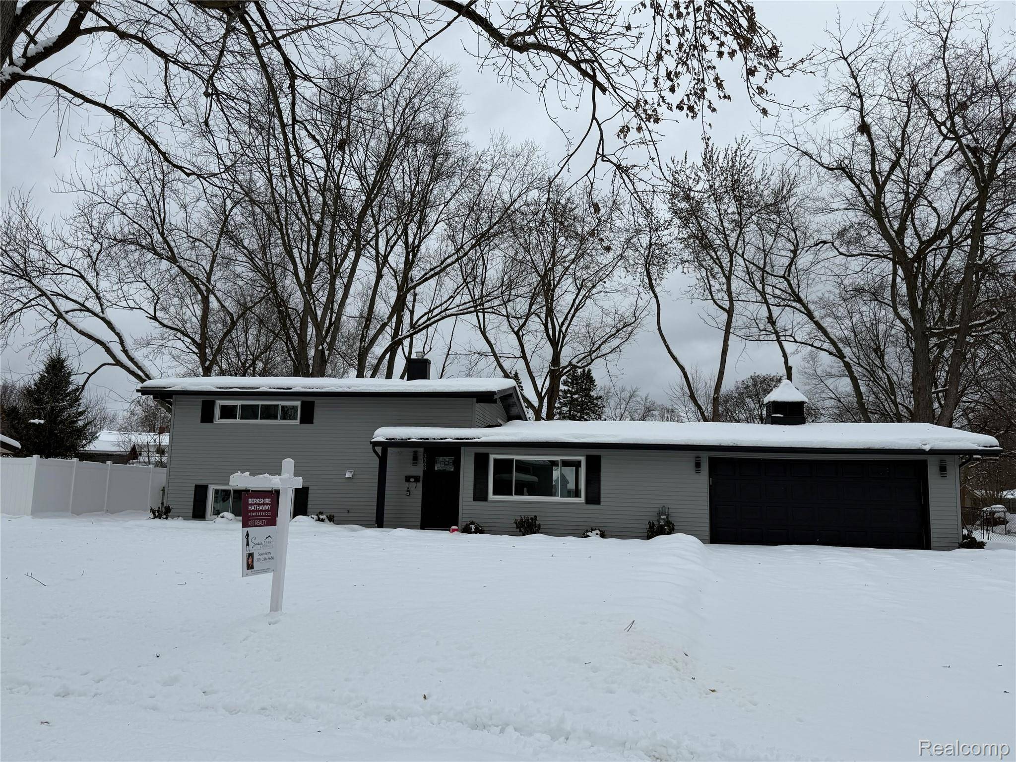 Waterford, MI 48329,3568 Warringham AVE