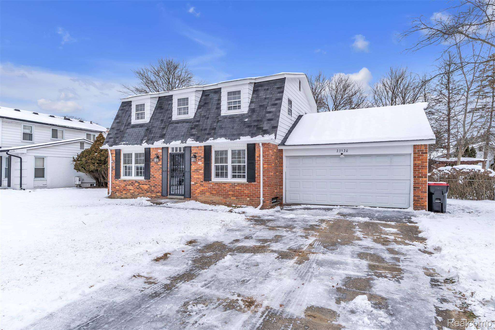 Southfield, MI 48033,23520 Rockingham ST