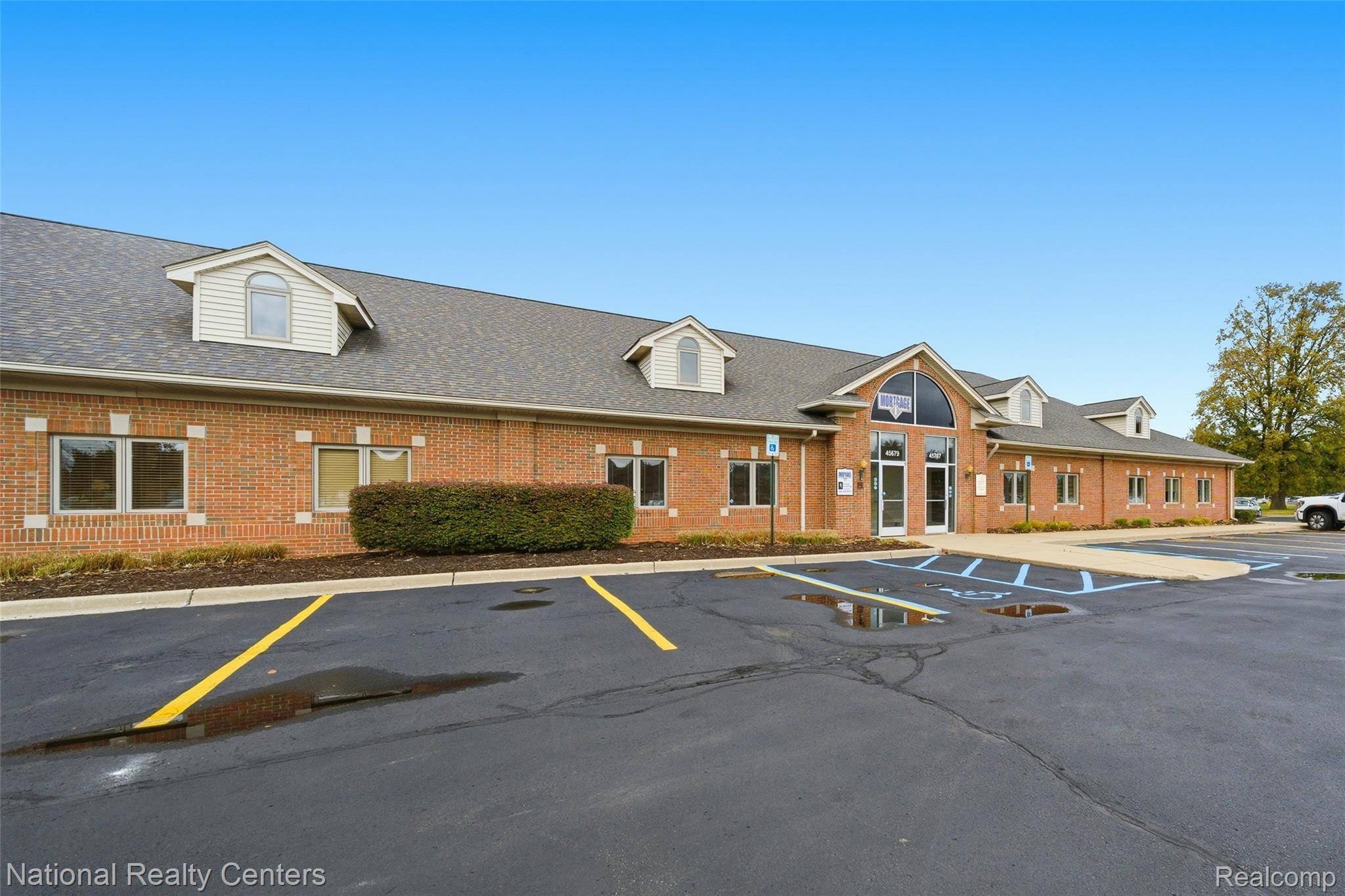 Shelby Twp, MI 48315,45679 Village Blvd