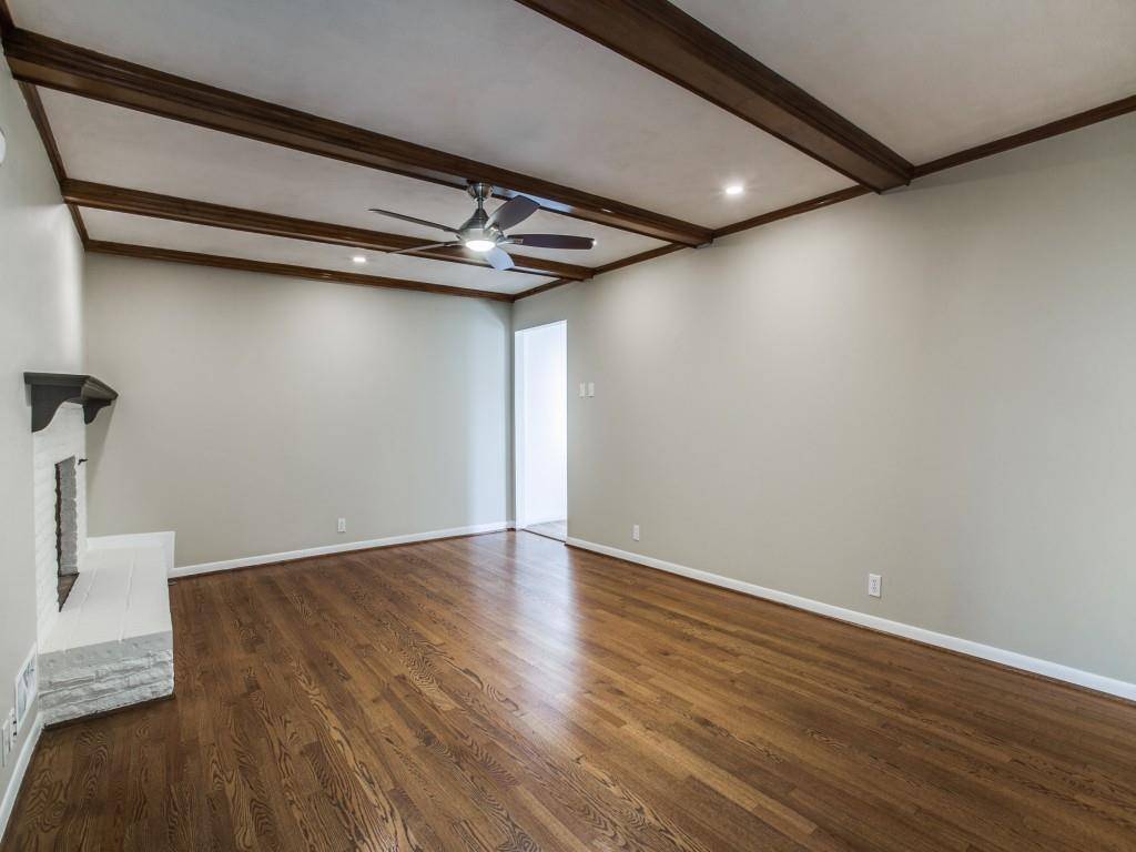 Dallas, TX 75214,6327 Town Hill Lane