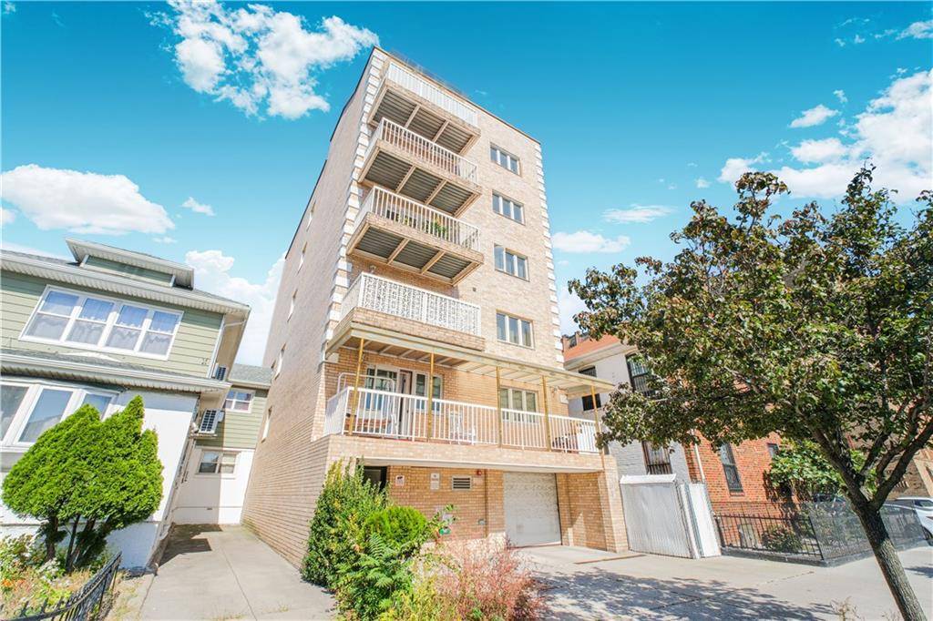 Brooklyn, NY 11204,339 Avenue P #2A