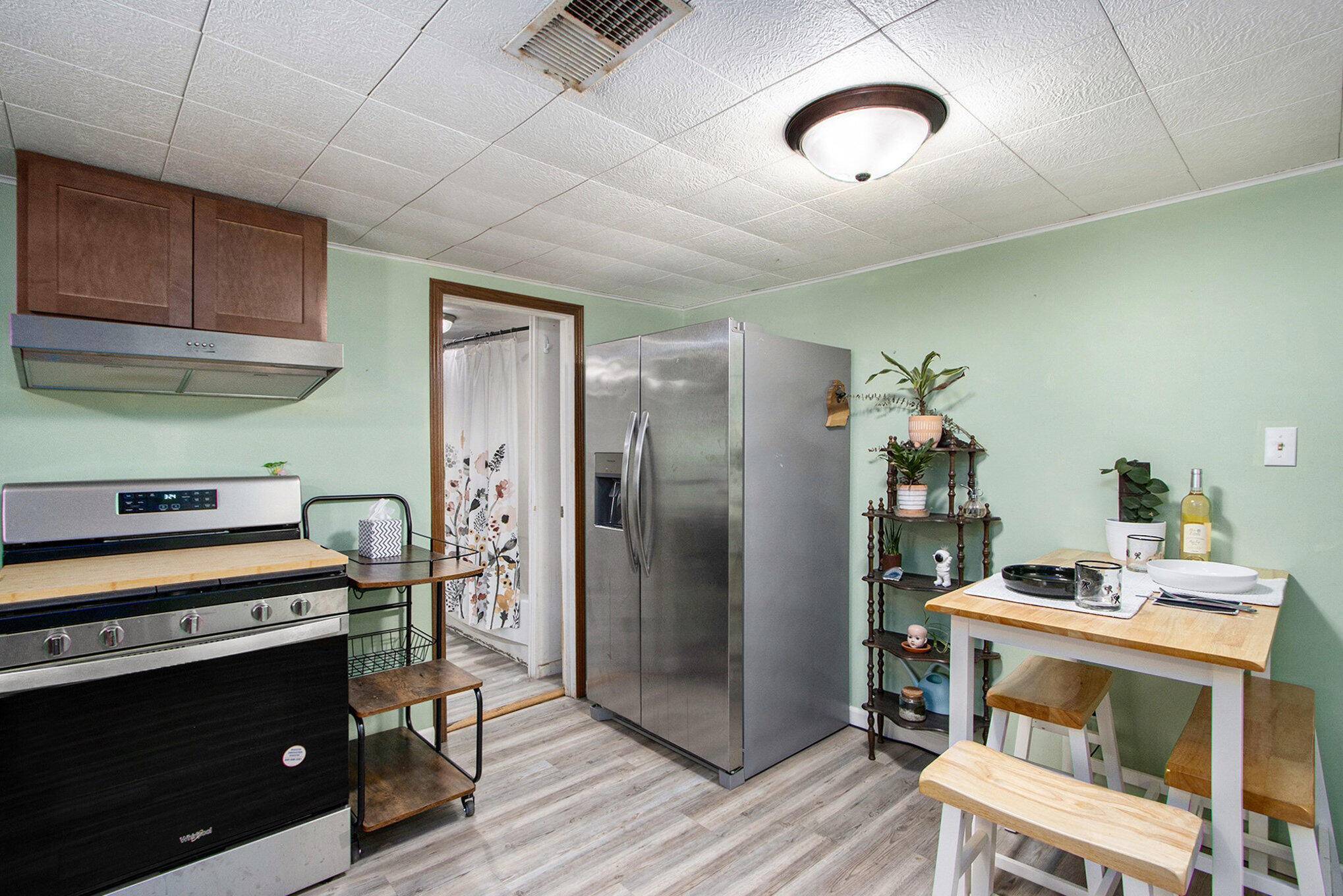 Kalamazoo, MI 49008,2418 Edgewood DR