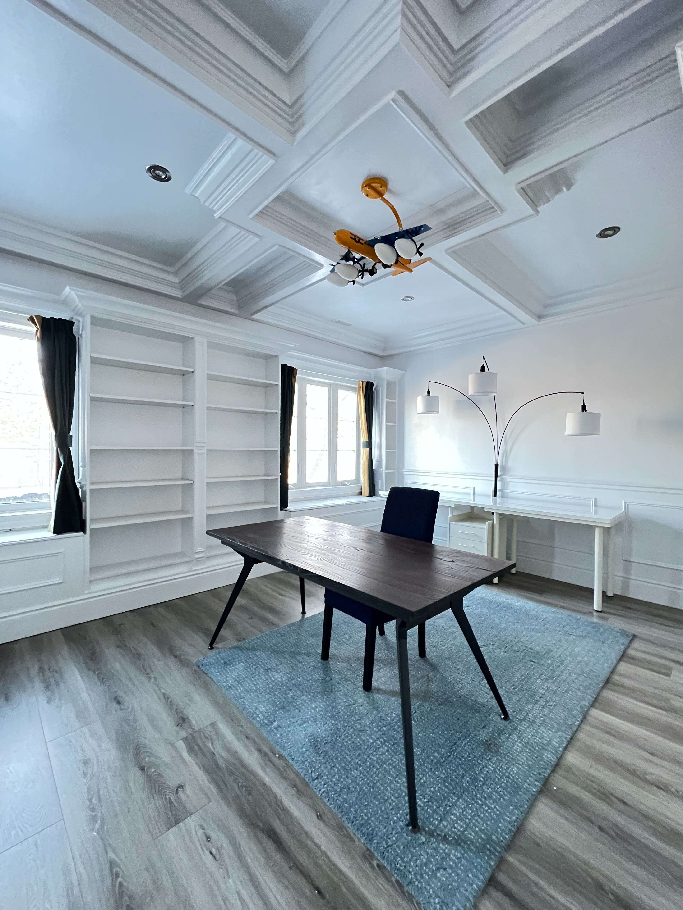 Toronto C12, ON M2L 1K4,133 York Mills RD #Main/Up