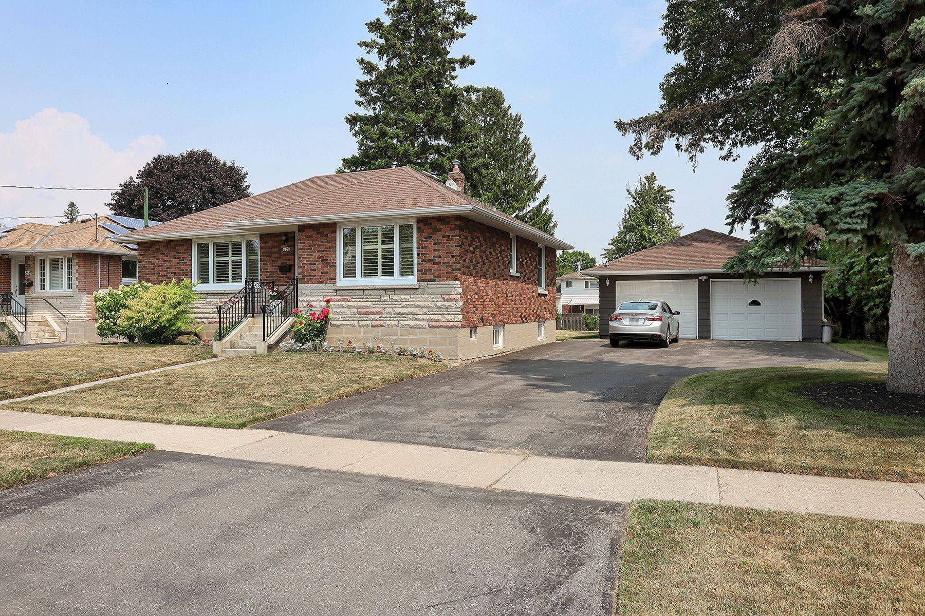 Oshawa, ON L1J 4P1,339 Nipigon ST E