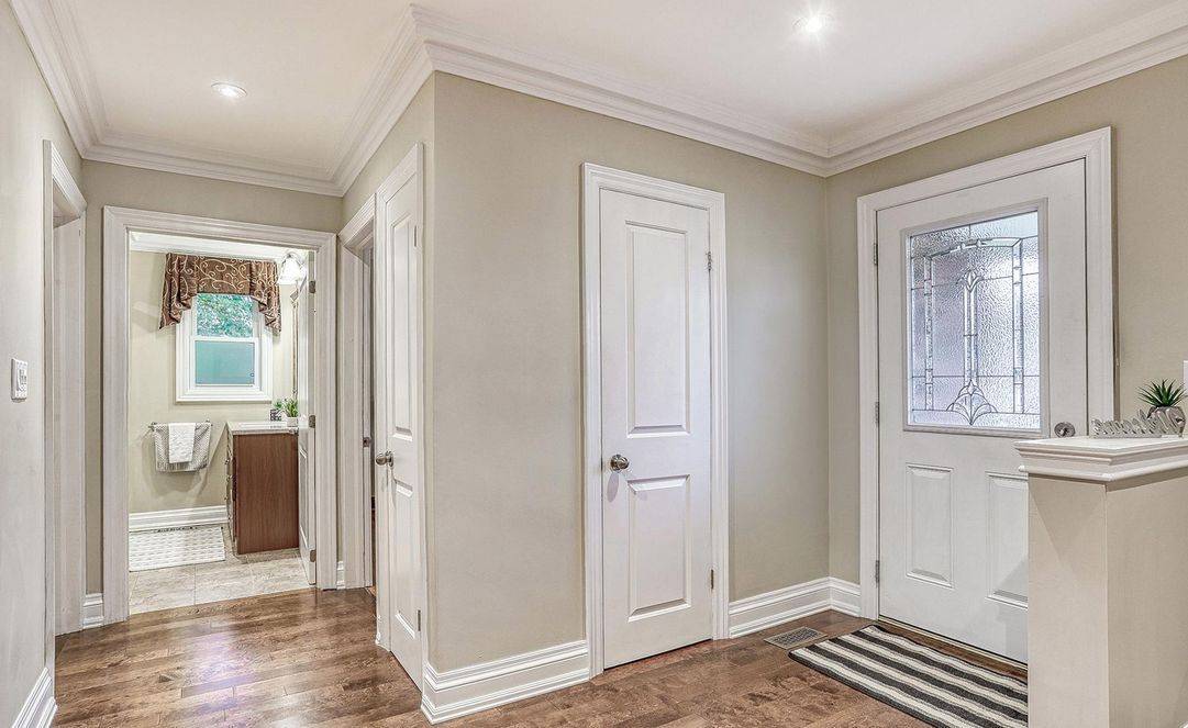 Oshawa, ON L1J 4P1,339 Nipigon ST E