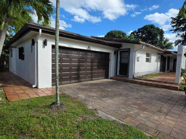 Plantation, FL 33317,690 NW 68th Ave