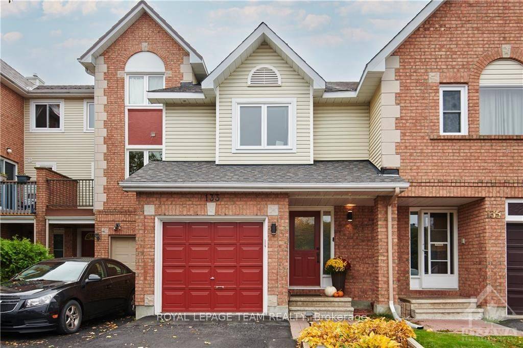 Barrhaven, ON K2J 4C7,133 WOODPARK WAY