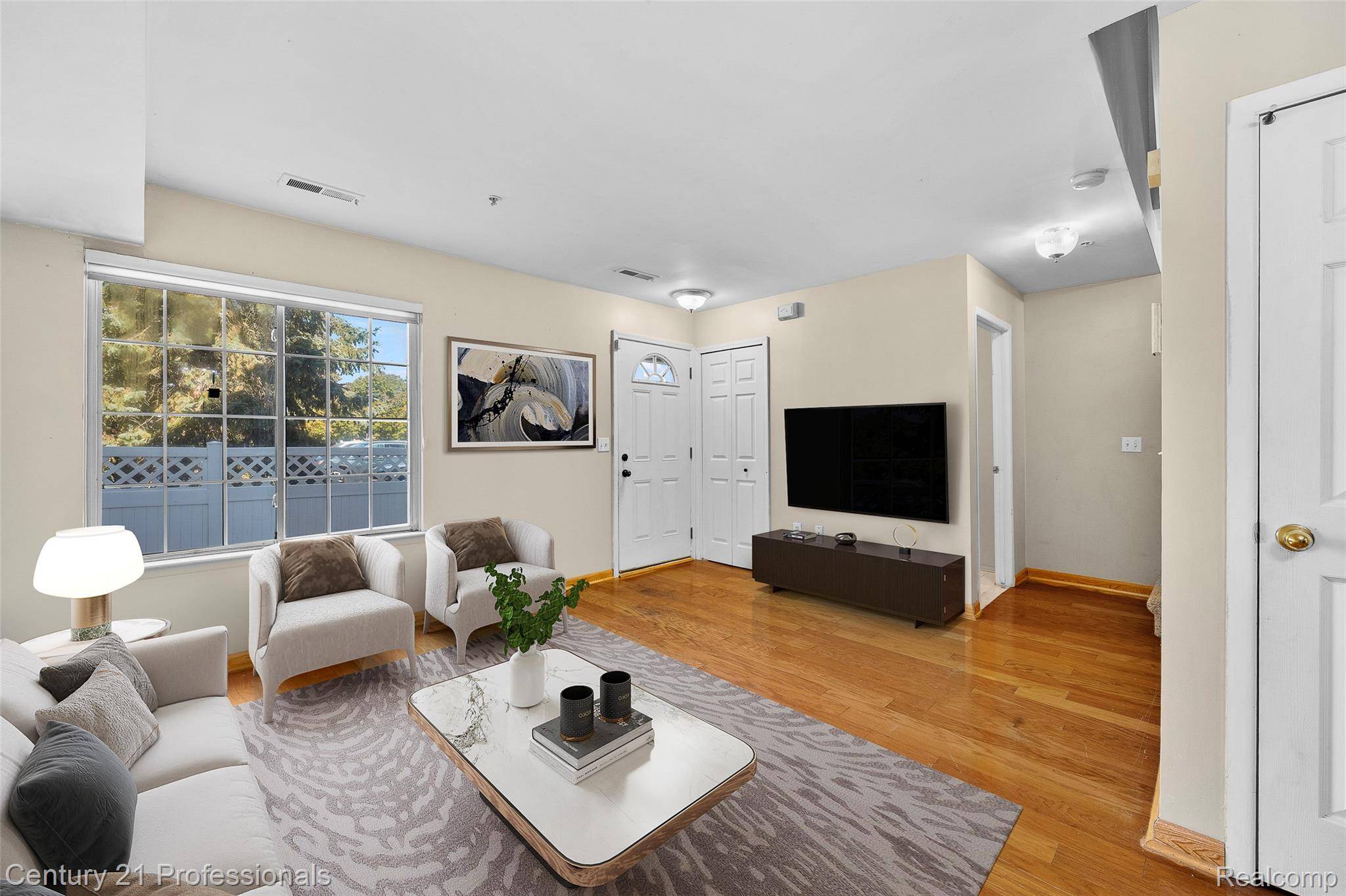 Farmington Hills, MI 48336,22271 Atlantic Pointe