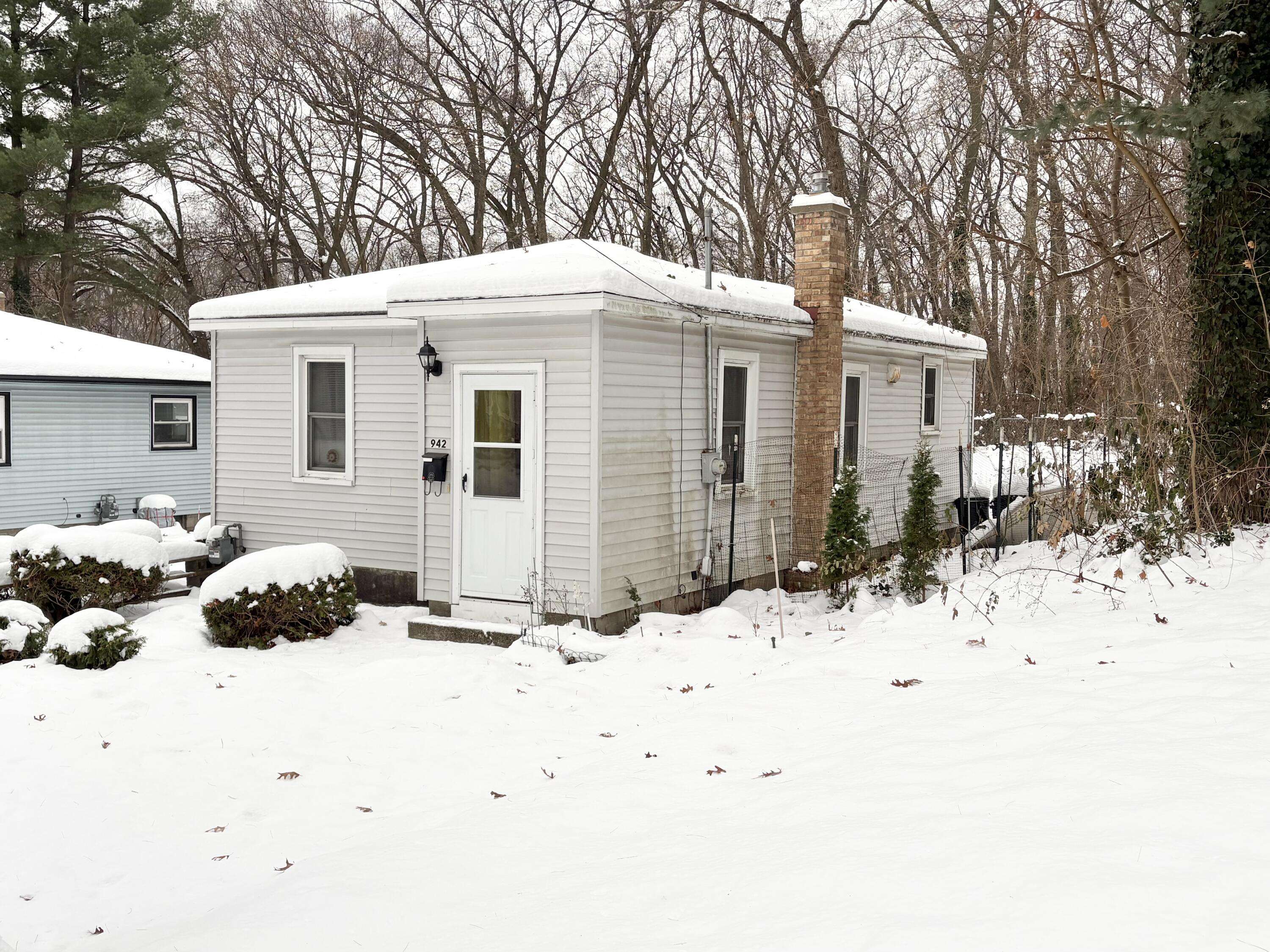 Wyoming, MI 49509,942 Oakcrest ST SW