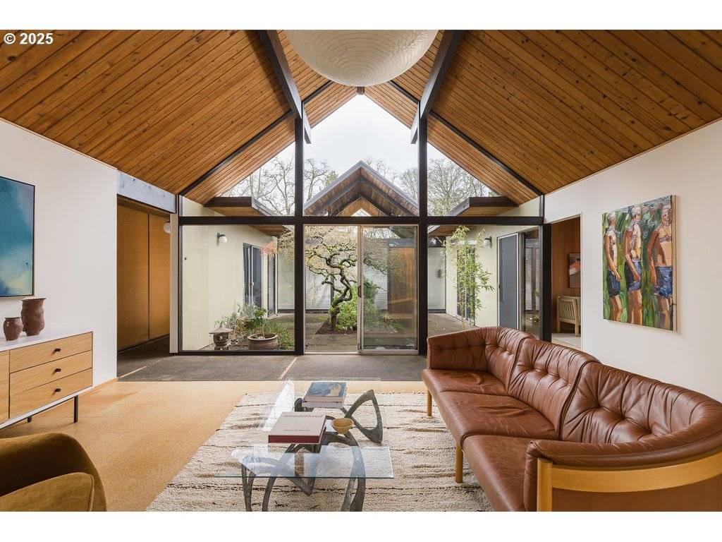 Beaverton, OR 97006,2720 NW FOREST AVE