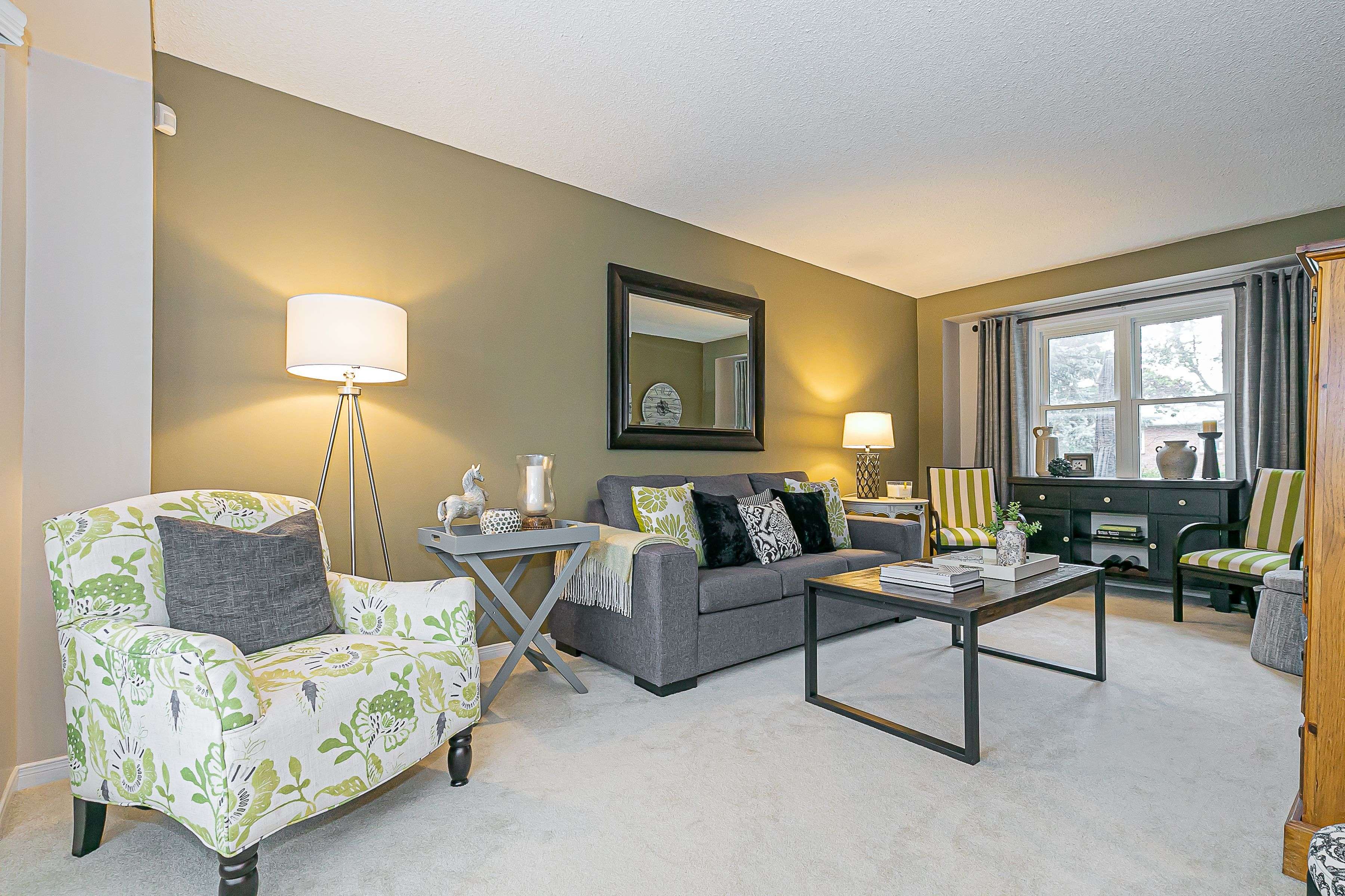 Newmarket, ON L3Y 7P1,124 John Bowser CRES