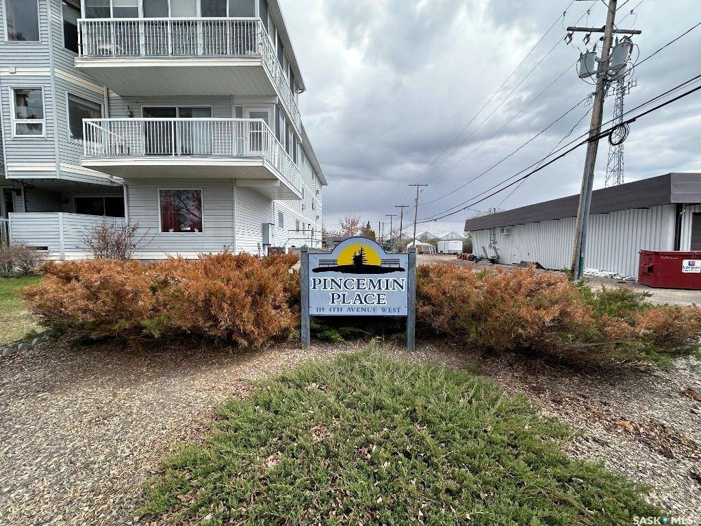 Kindersley, SK S0L 1S0,119 4th AVENUE #4