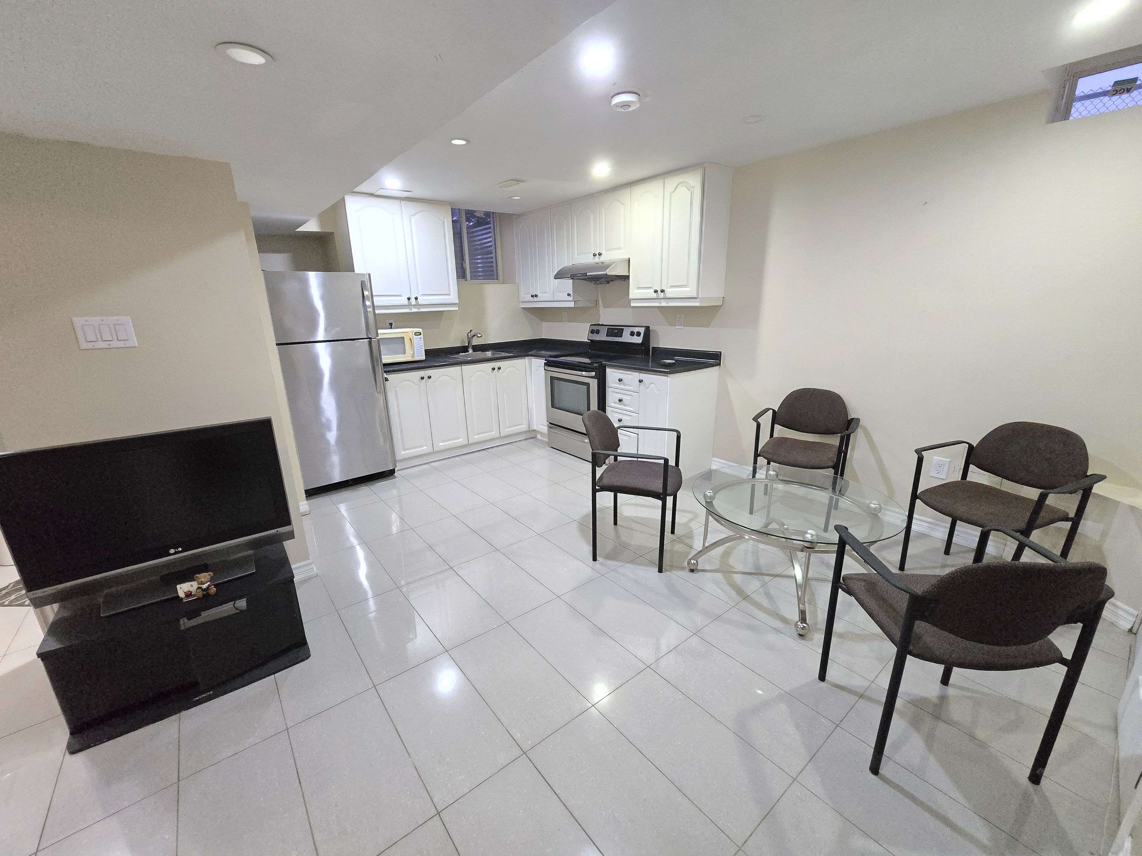 Brampton, ON L6Y 0Z7,40 Bellcrest RD #Bsmt