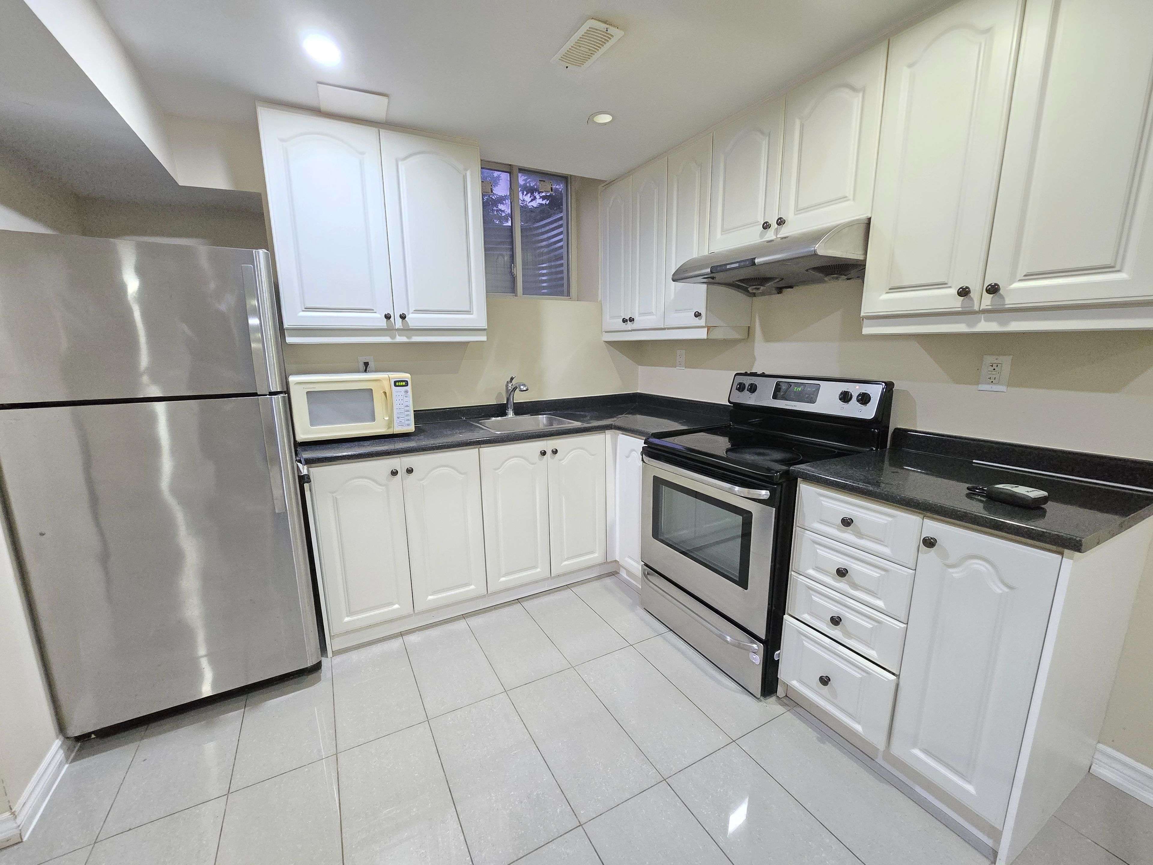 Brampton, ON L6Y 0Z7,40 Bellcrest RD #Bsmt