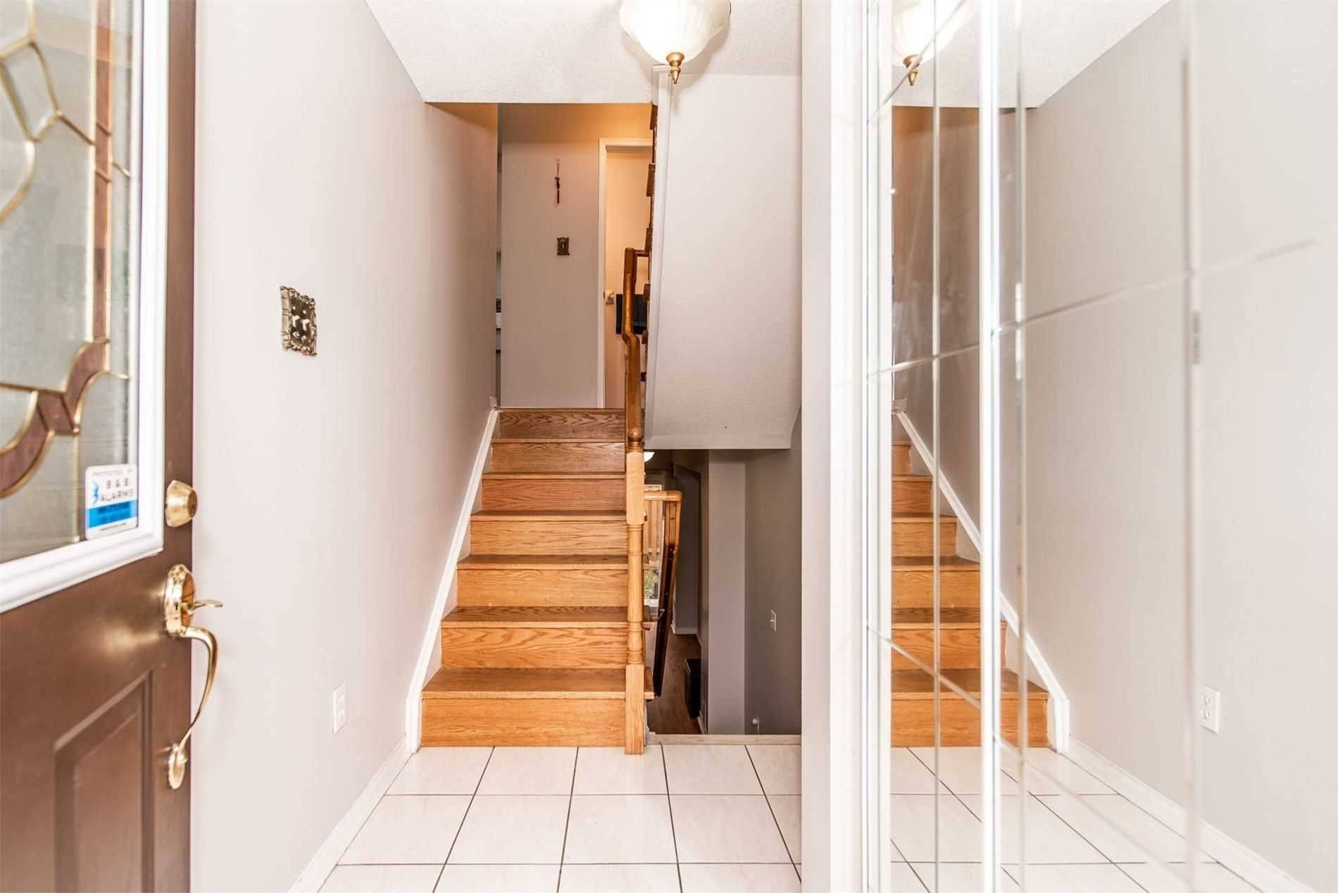 Mississauga, ON L5V 2K4,1480 Britannia RD W #59