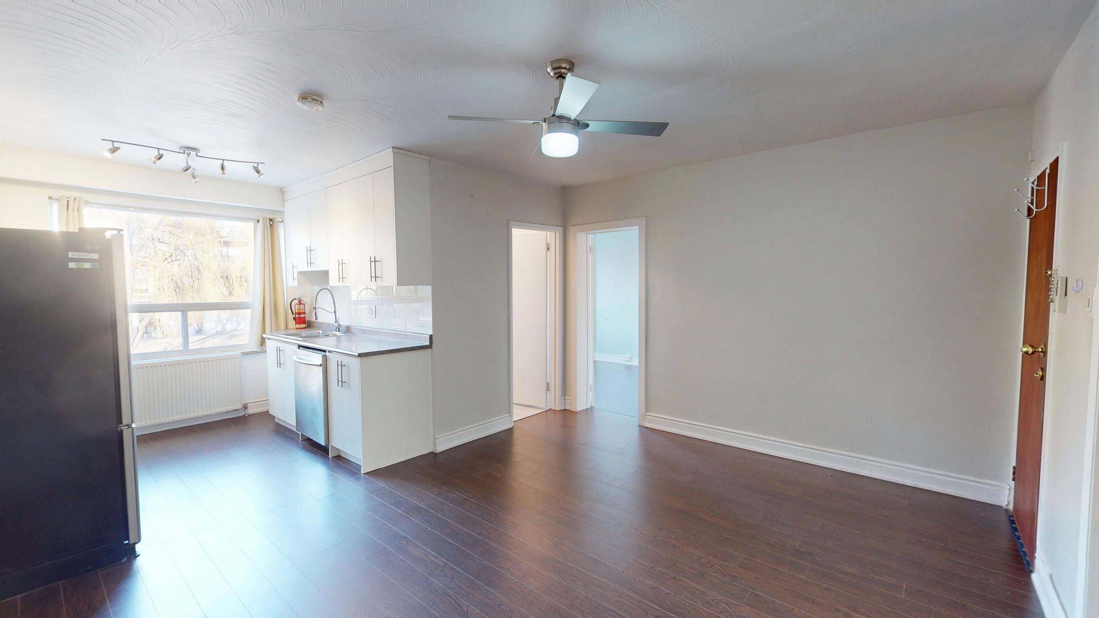 Toronto W07, ON M8Y 1P9,52 Waniska AVE #Unit 6