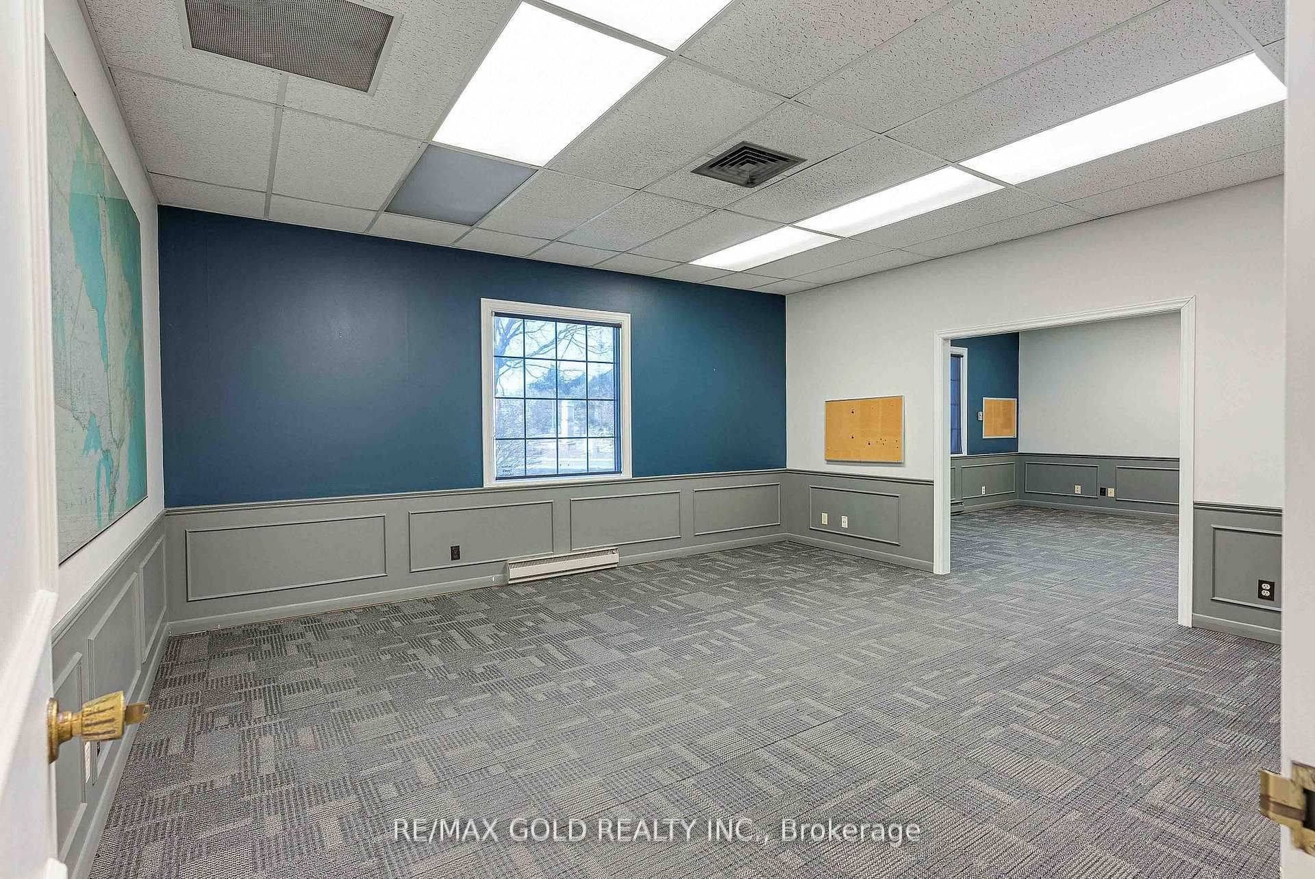 London East, ON N5V 2Z9,2109 Oxford ST E