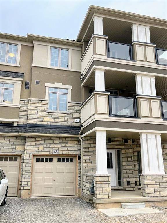 Hamilton, ON L9G 3E6,305 Garner RD W #45