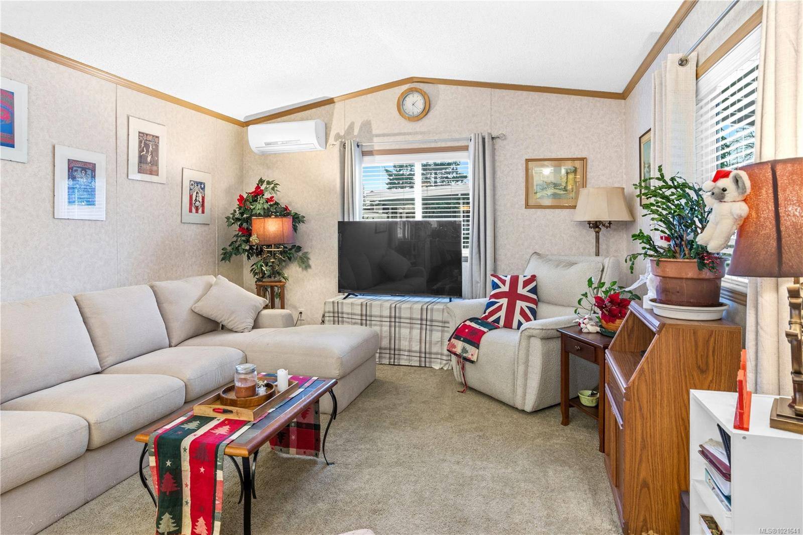 Nanaimo, BC V9R 5N1,1 Honey Dr