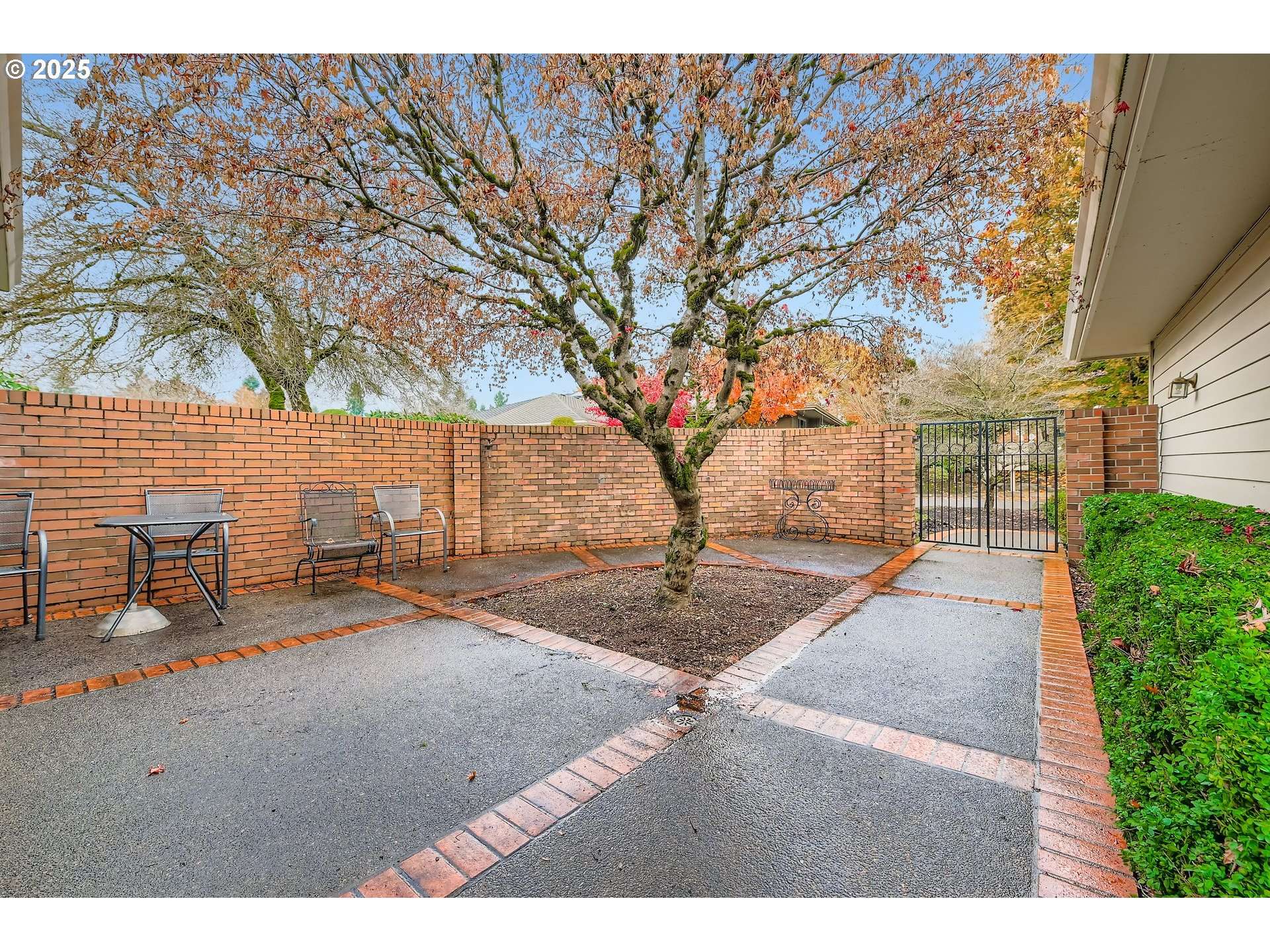 Wilsonville, OR 97070,32655 SW LAKE POINT CT