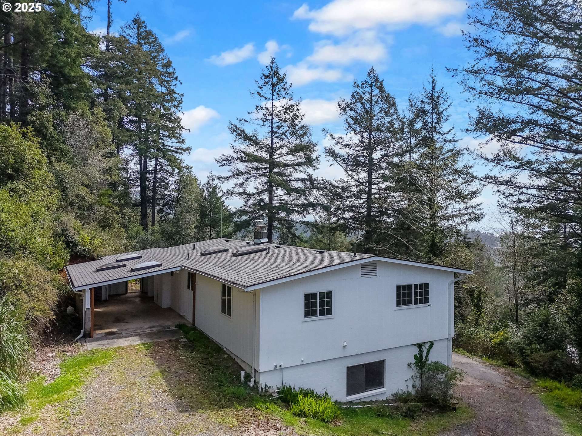 Brookings, OR 97415,96741 DULEY CREEK RD