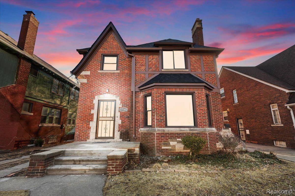 Detroit, MI 48221,17360 Greenlawn ST