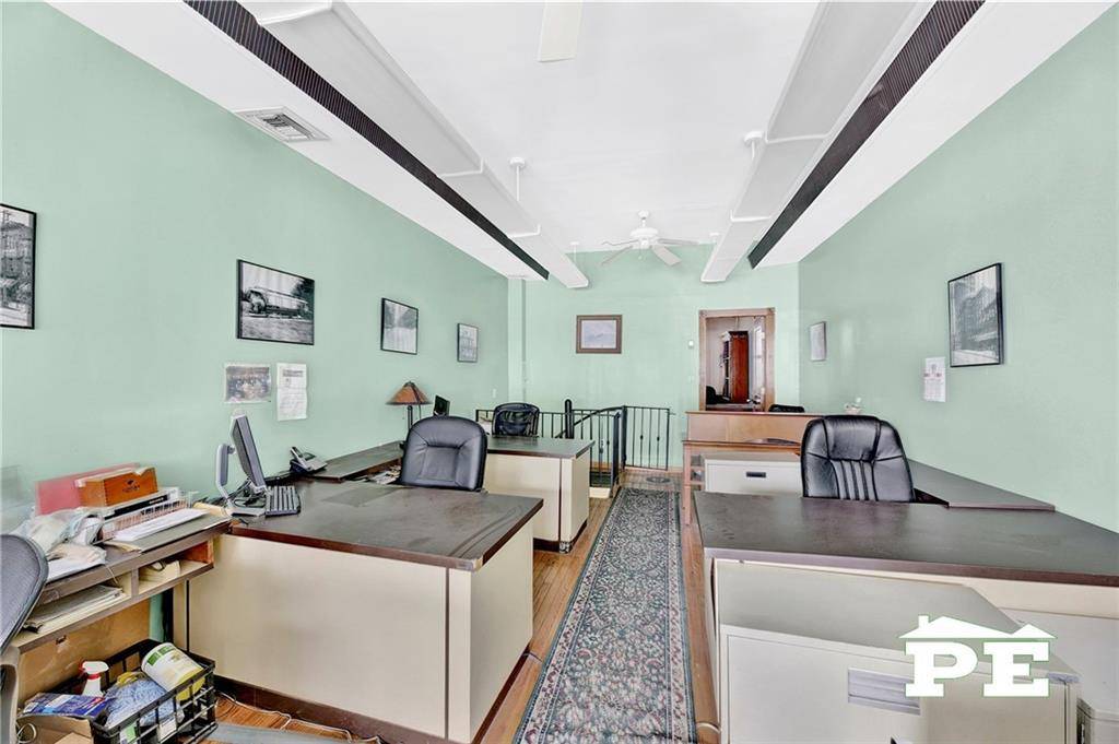 Brooklyn, NY 11232,943 4th AVE