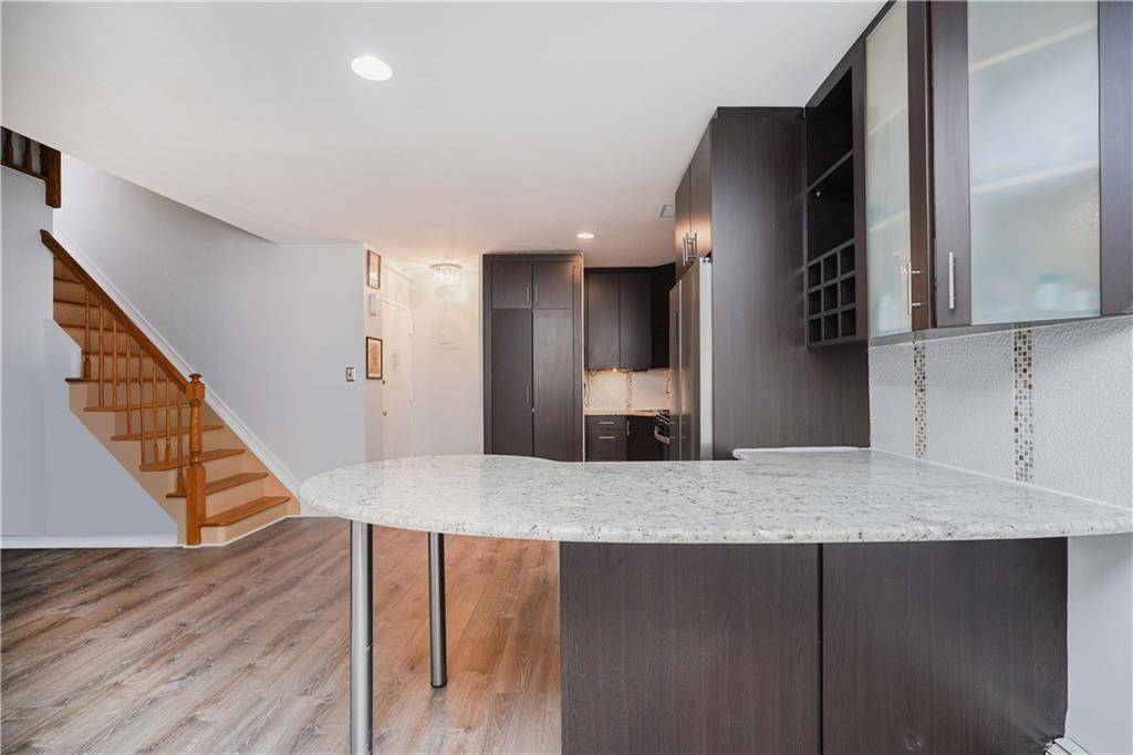 Brooklyn, NY 11235,3225 Shore Pkwy #3B