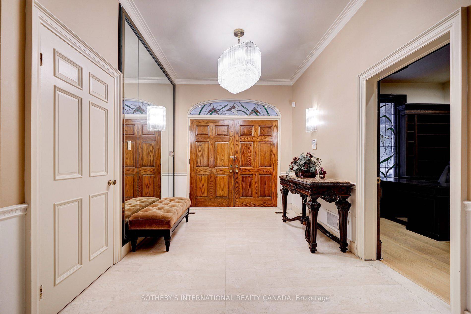 Toronto C12, ON M2L 2C3,27 Junewood CRES