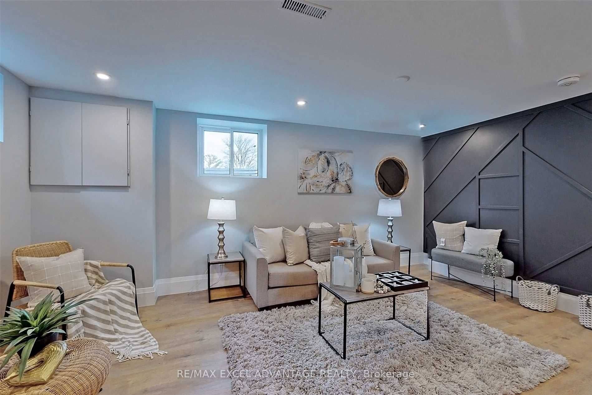 Oshawa, ON L1J 4P4,418 Nipigon ST #Lower